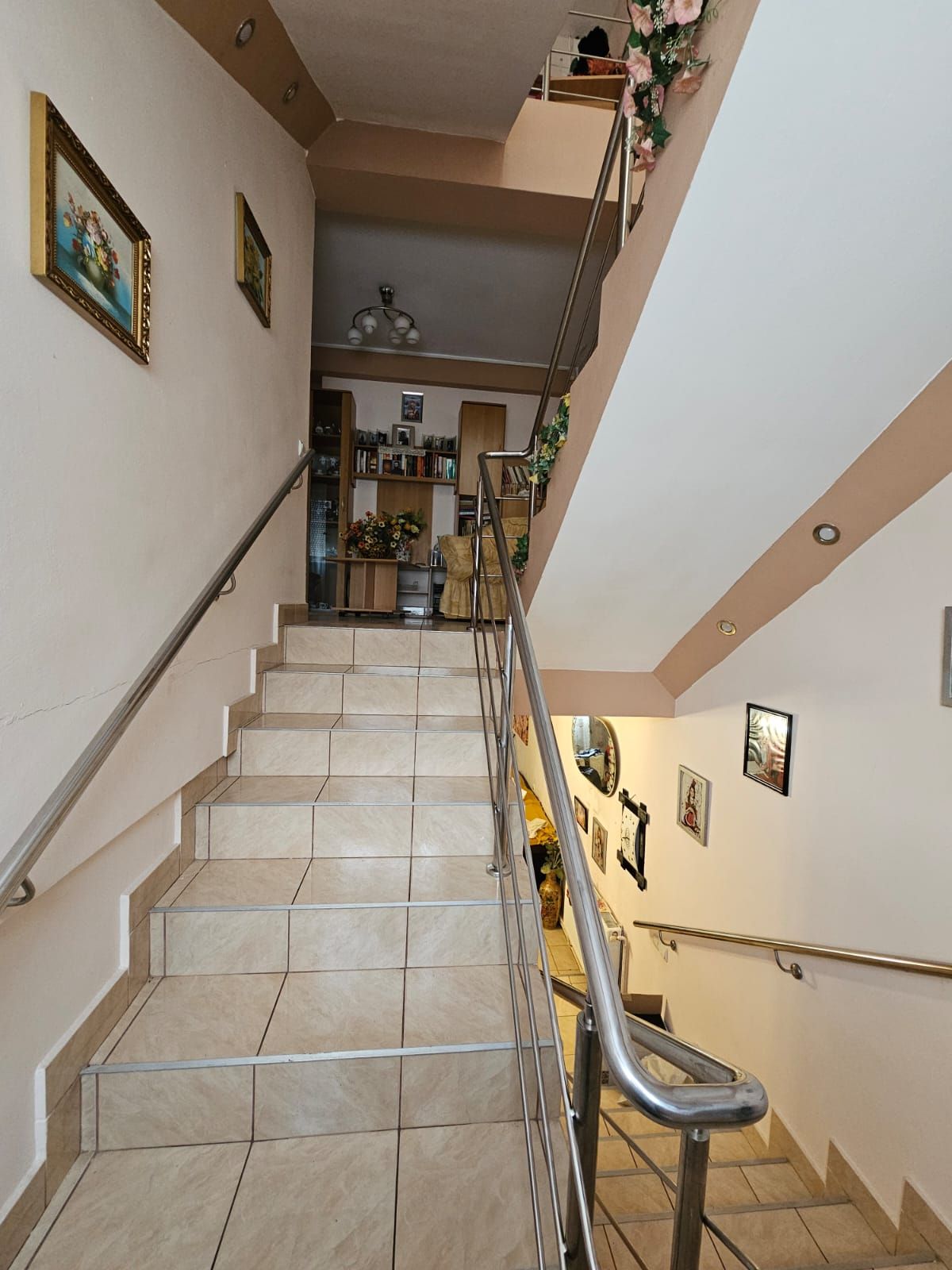Casa- zona Spitalul nr 1 — fotografia 5