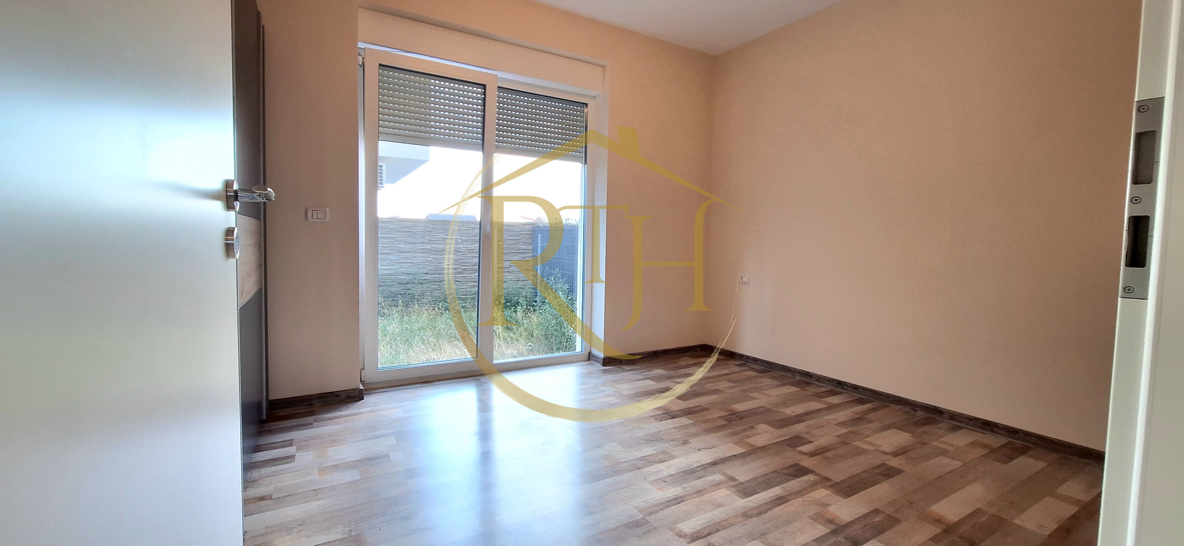 Oferim spre vanzare apartament 2 camere, 60 mp curte, Giroc, 0% Comision — fotografia 10