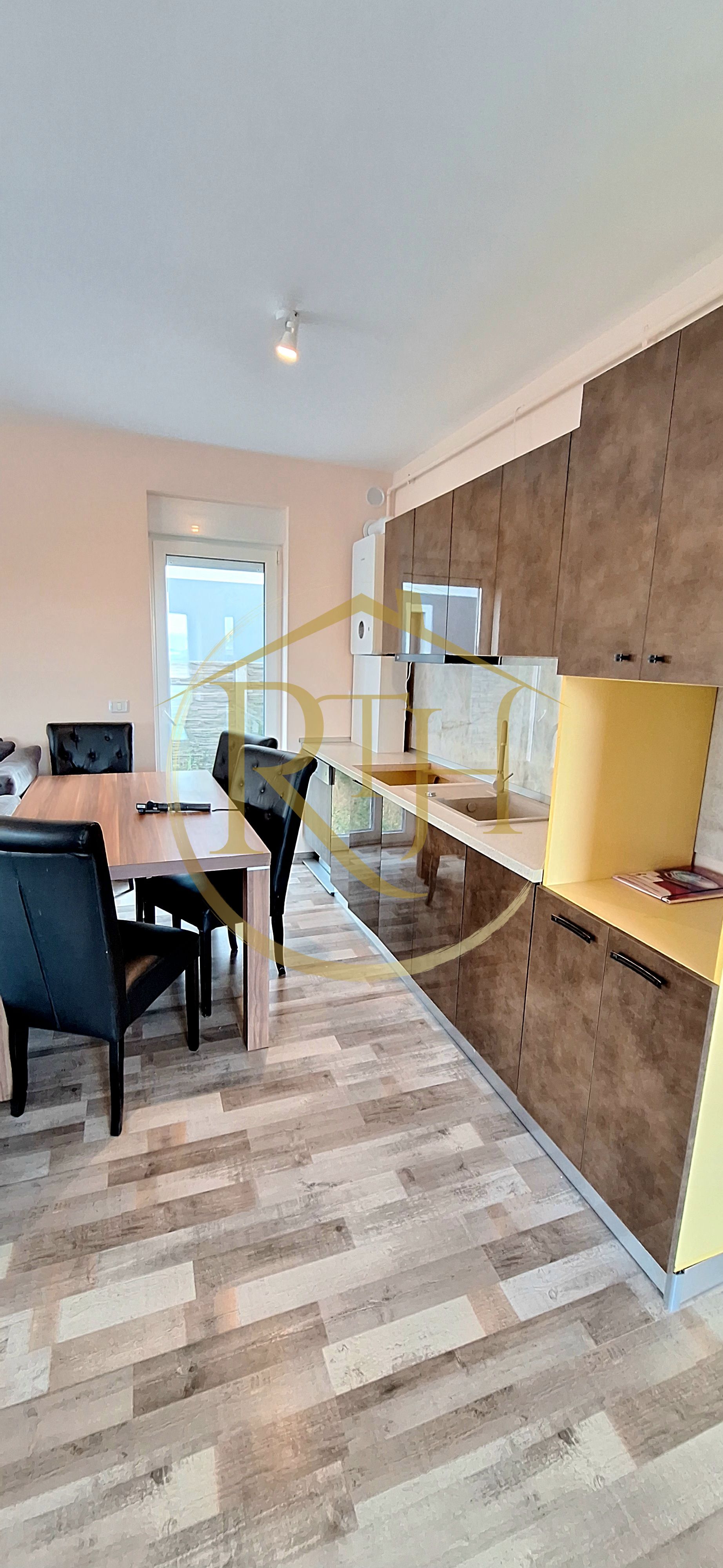 Oferim spre vanzare apartament 2 camere, 60 mp curte, Giroc, 0% Comision — fotografia 7