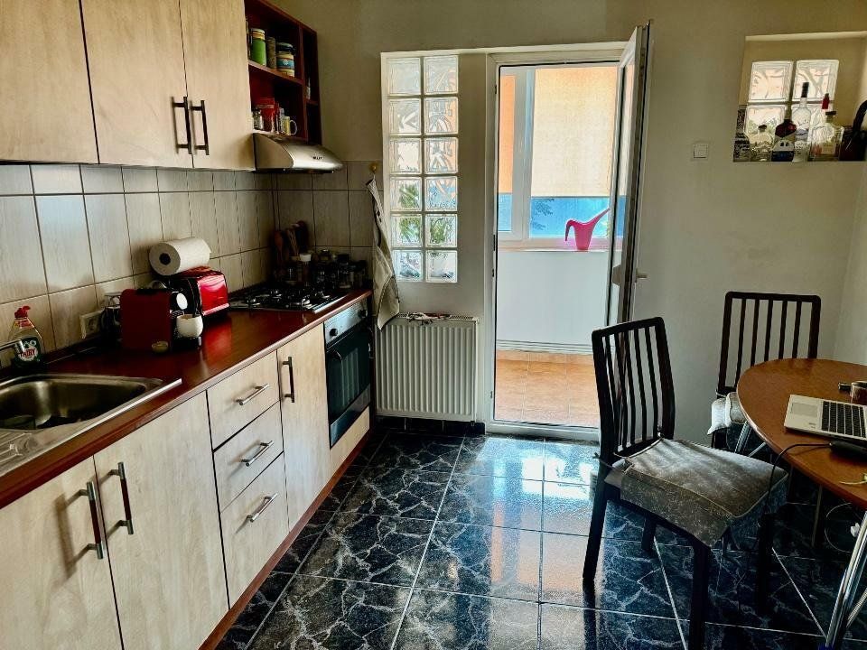 Apartament cu 4 camere in Pajura — fotografia 5