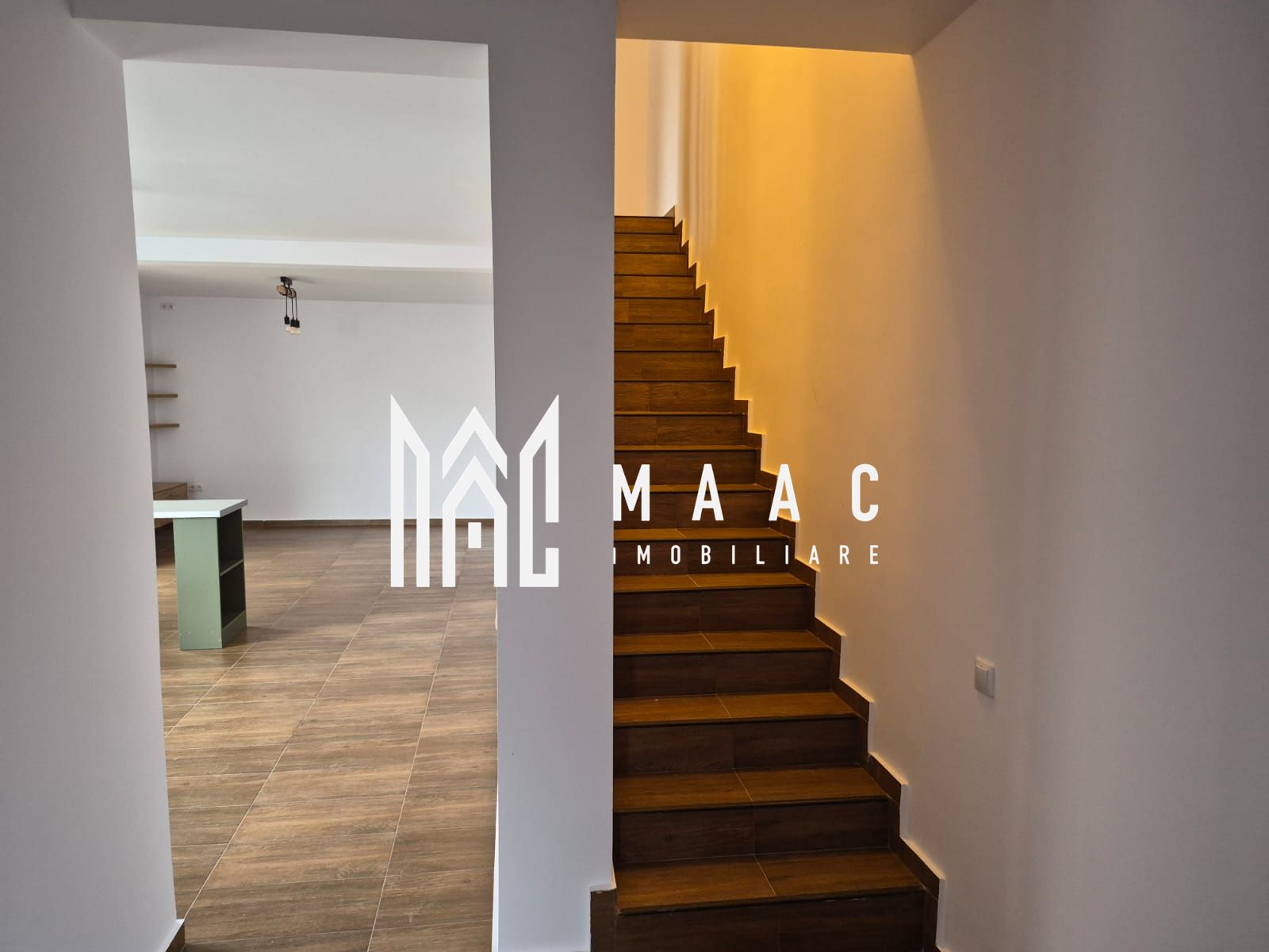 Duplex 4 camere I Mobilat I Calea Cisnadiei — fotografia 7
