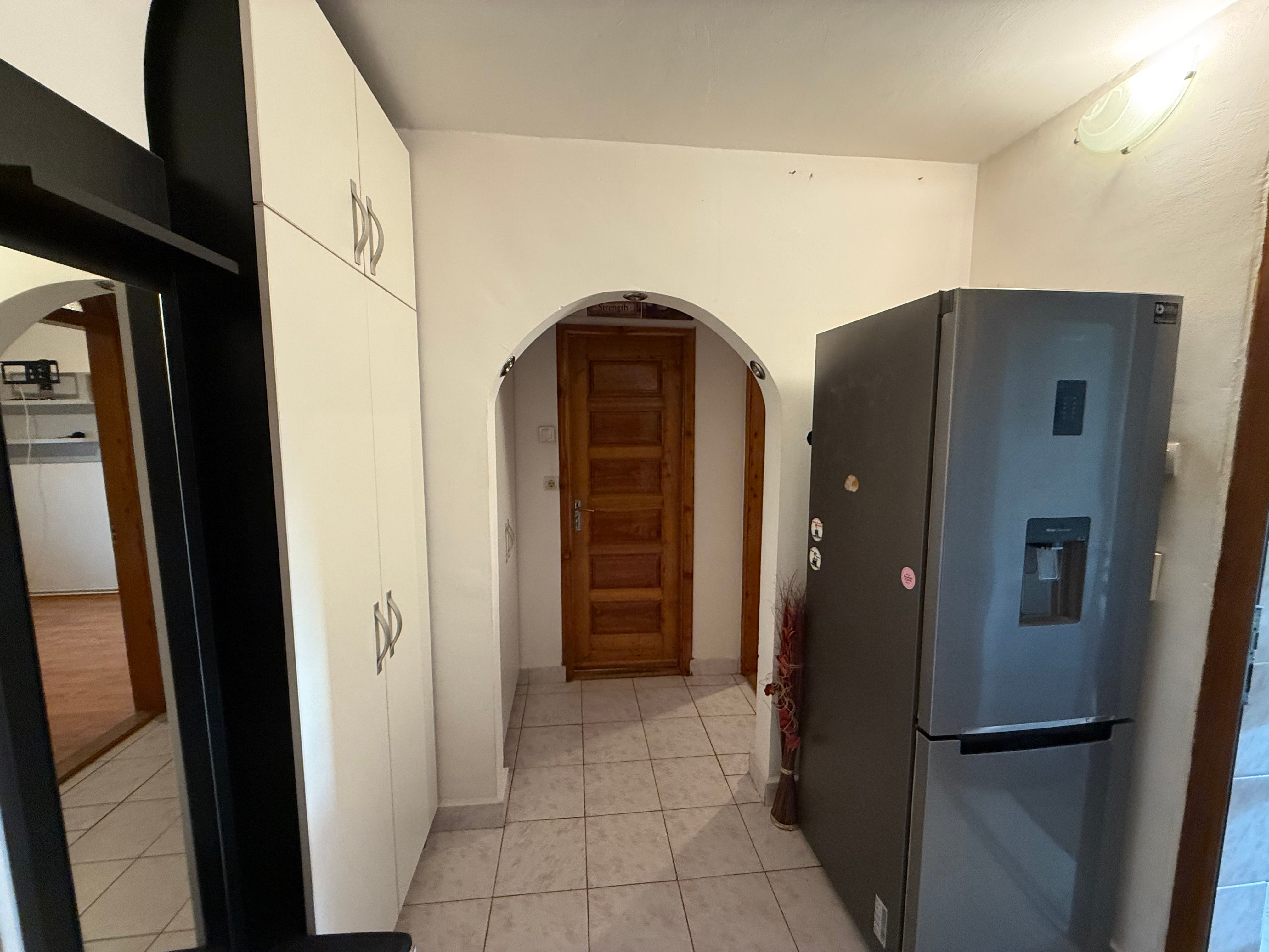 Oportunitate rară - Apartament 2 camere 51 mp-bloc izolat - an 1986 — fotografia 13