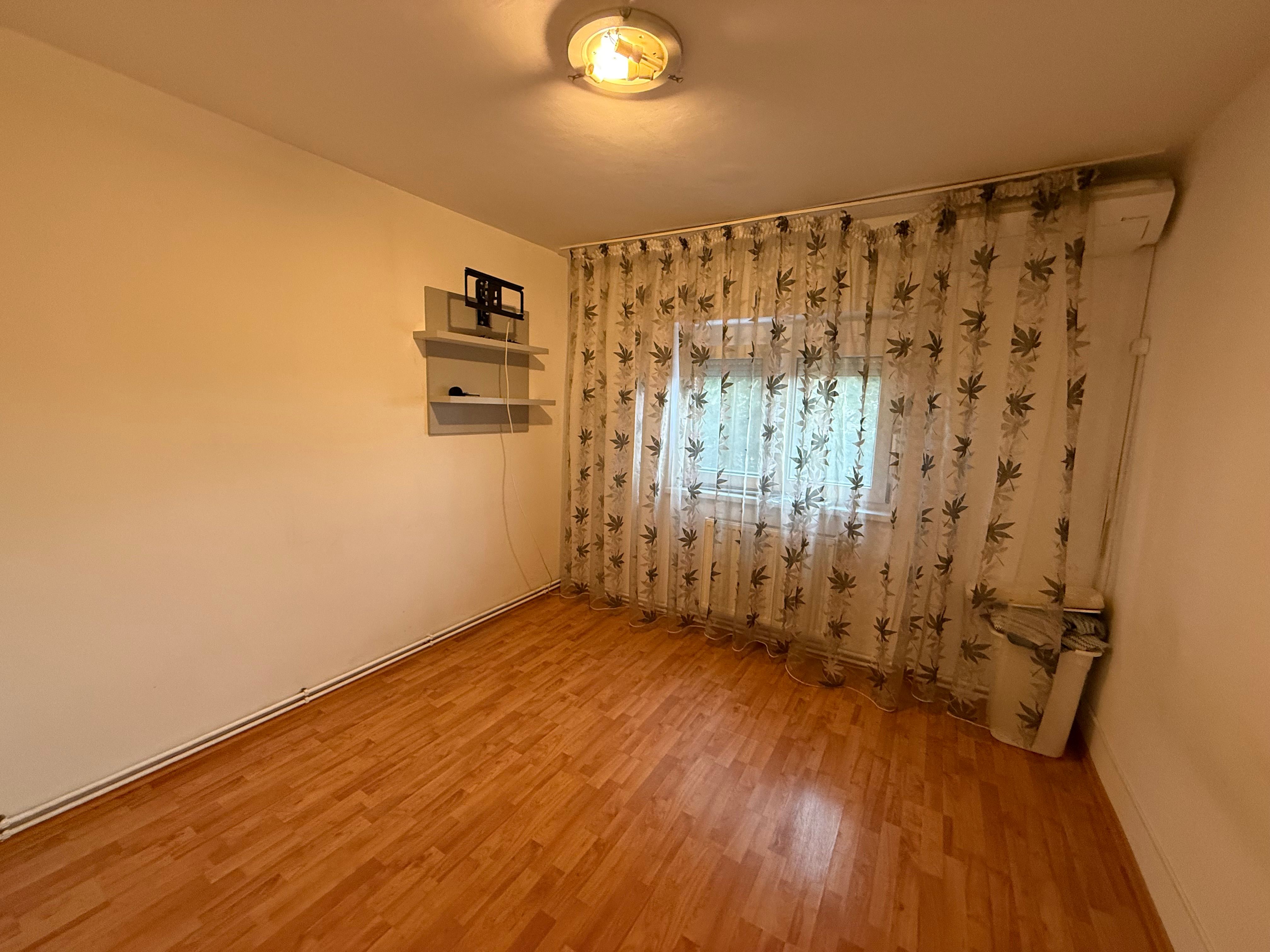 Oportunitate rară - Apartament 2 camere 51 mp-bloc izolat - an 1986 — fotografia 9