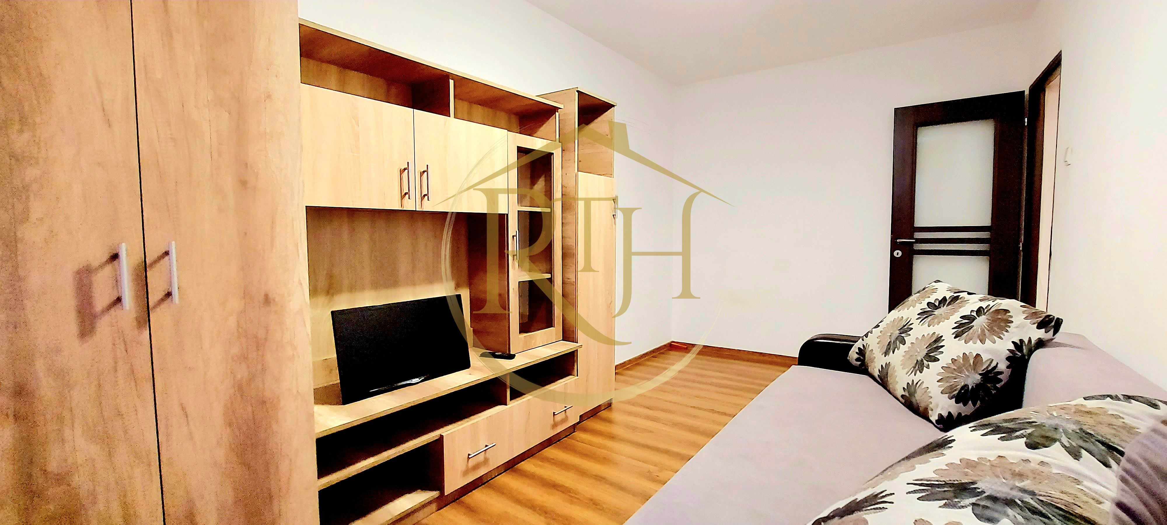 Oferim spre inchiriere, apartament cu 2 camere decomandat, Complex — fotografia 4