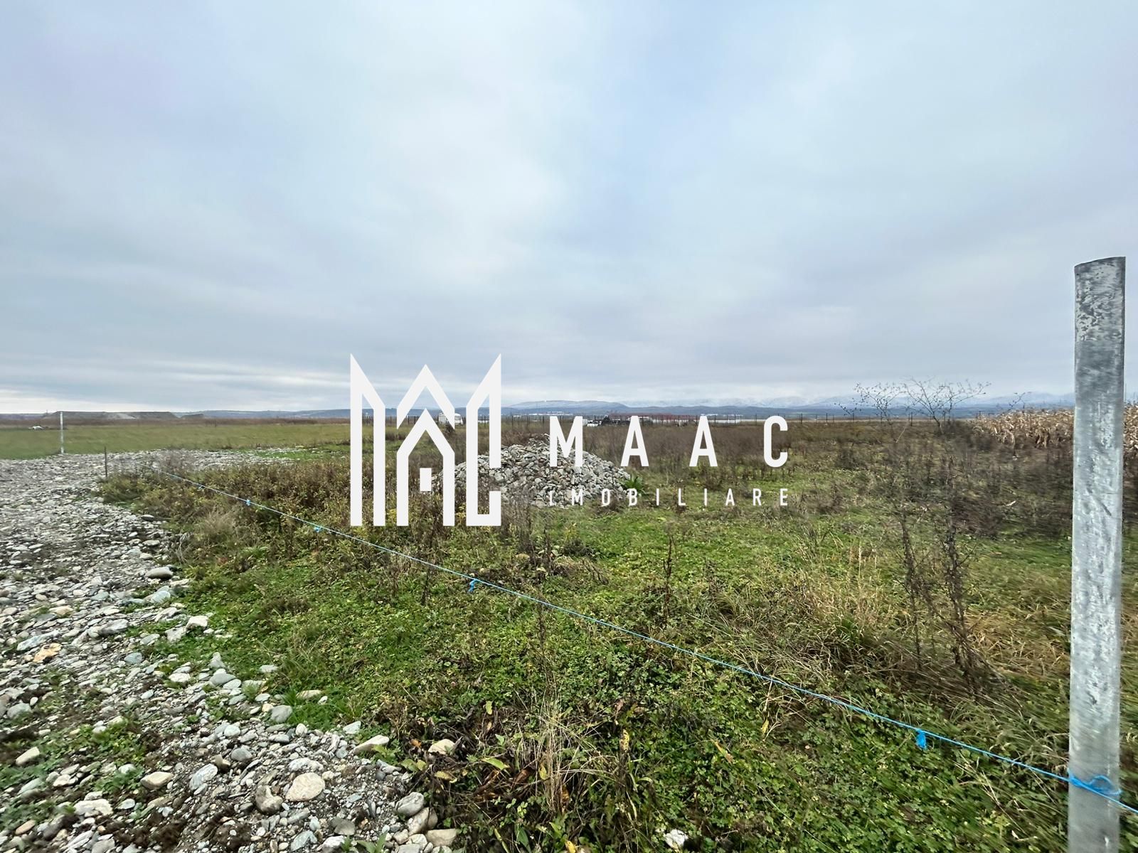 Teren intravilan | 860 mp | Deschidere 16 m | Priveliște montană | Bradu — fotografia 8