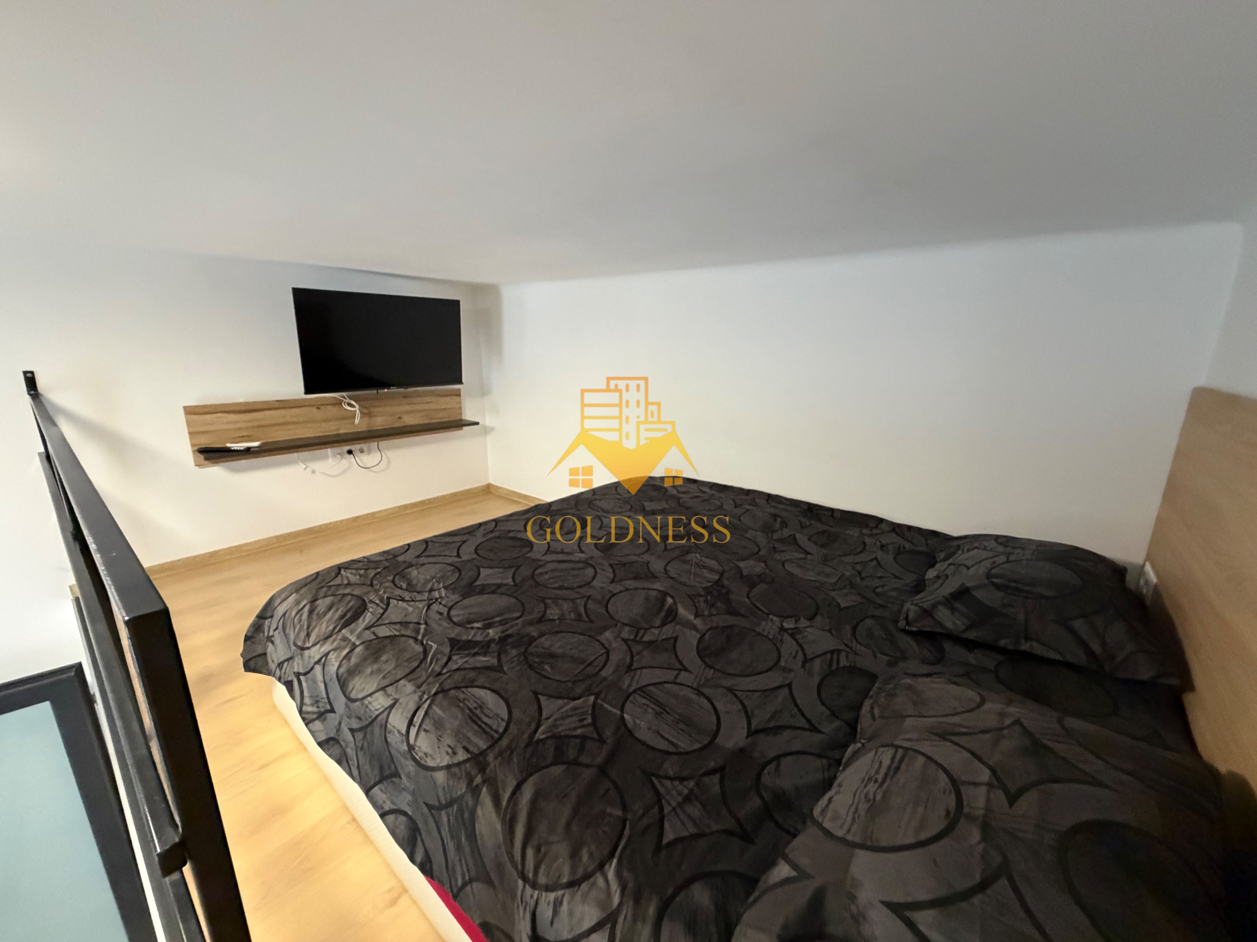 1 camera, Regionala CFR, Teatru, Str. Eroilor, Sora, Ultracentral, AC — fotografia 4