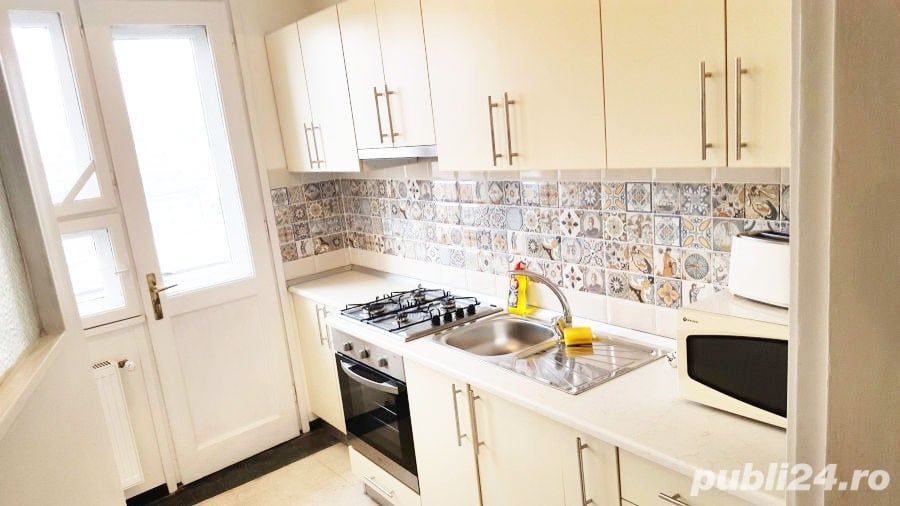 Apartament ultracentral cu vedere superbă, super investiție — fotografia 3