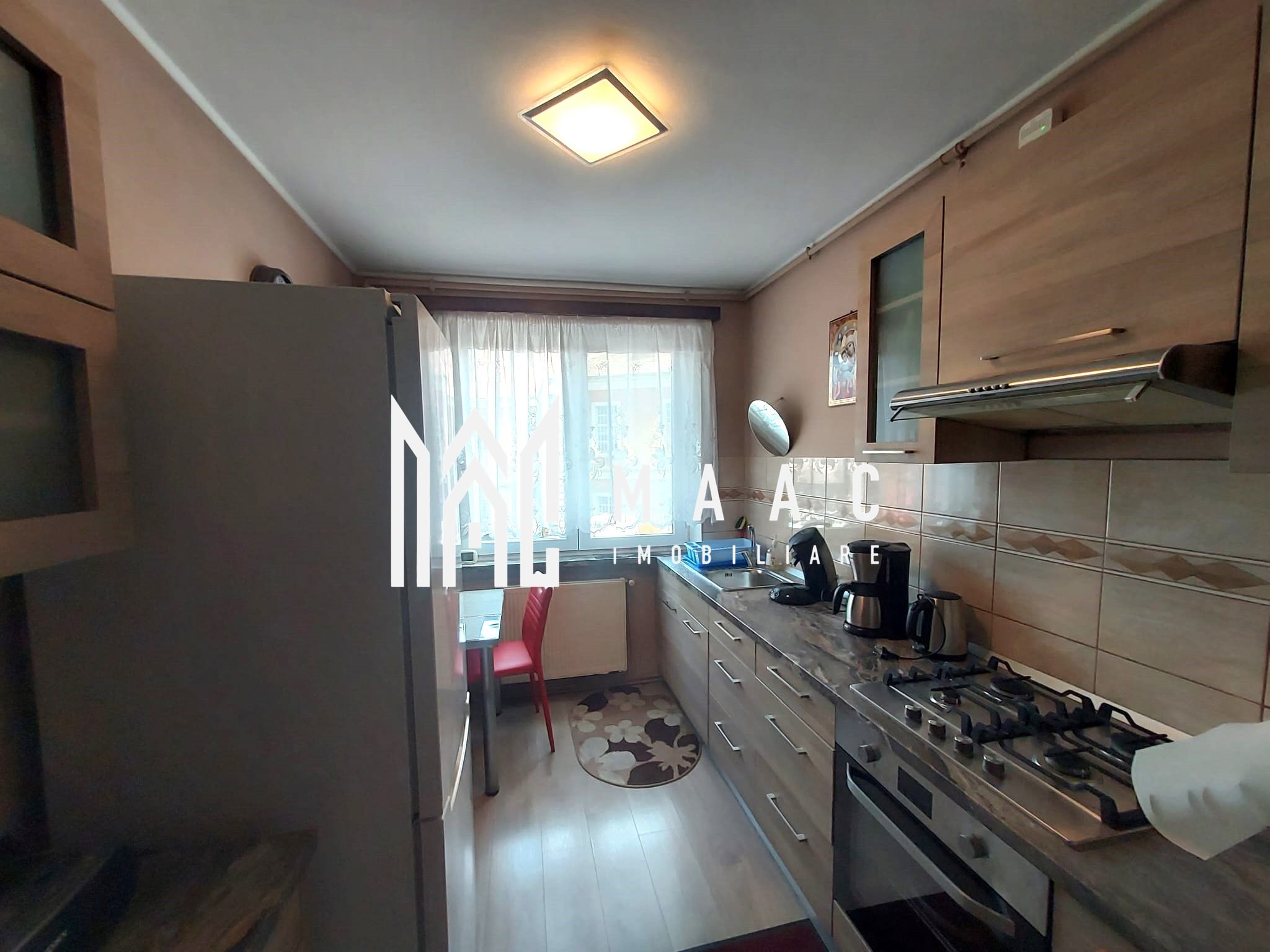 Apartament 3 camere Sibiu decomandat | Central | etaj 1, balcon — fotografia 2