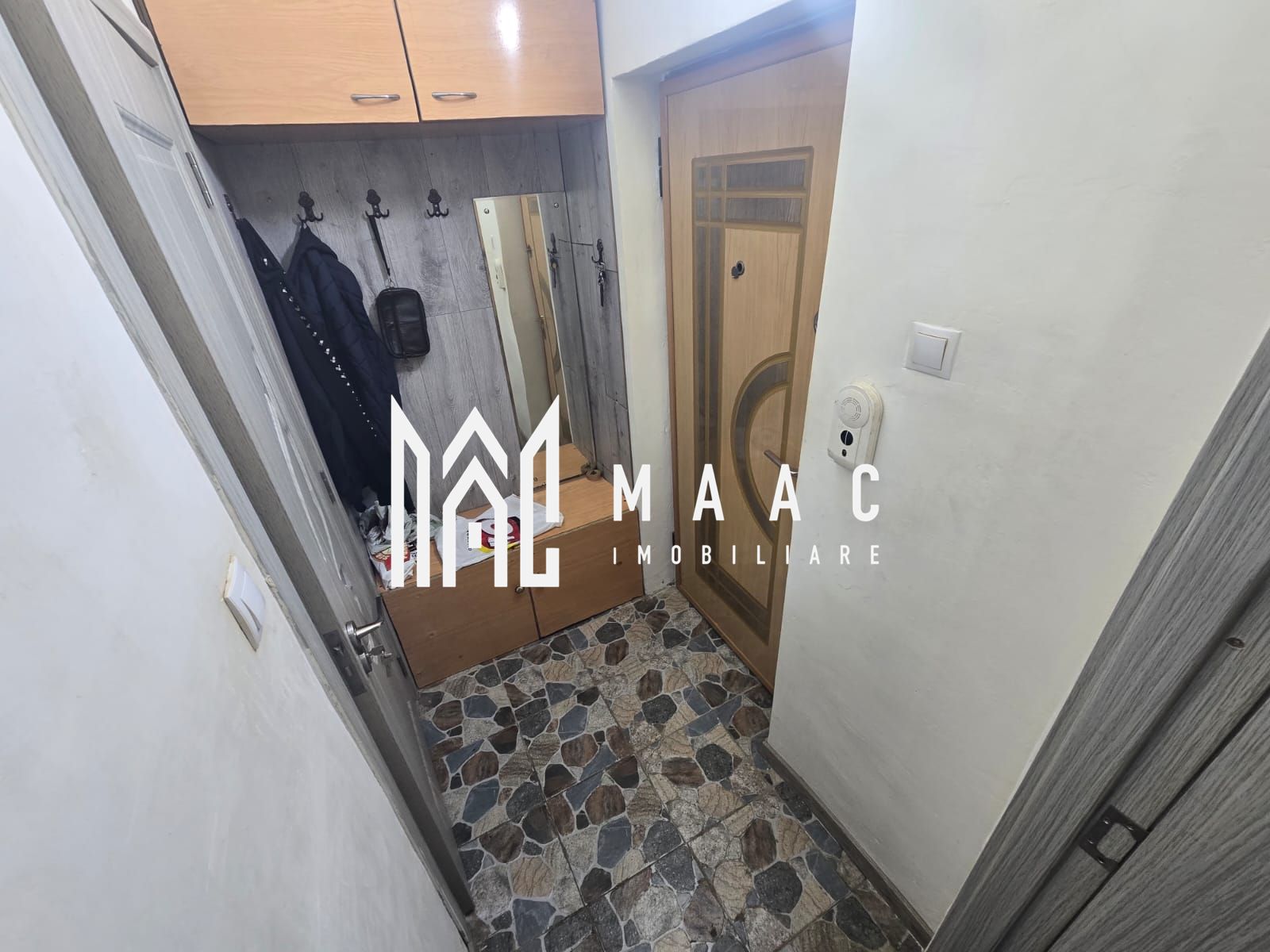 Apartament 2 camere parter Zona Tiglari — fotografia 8