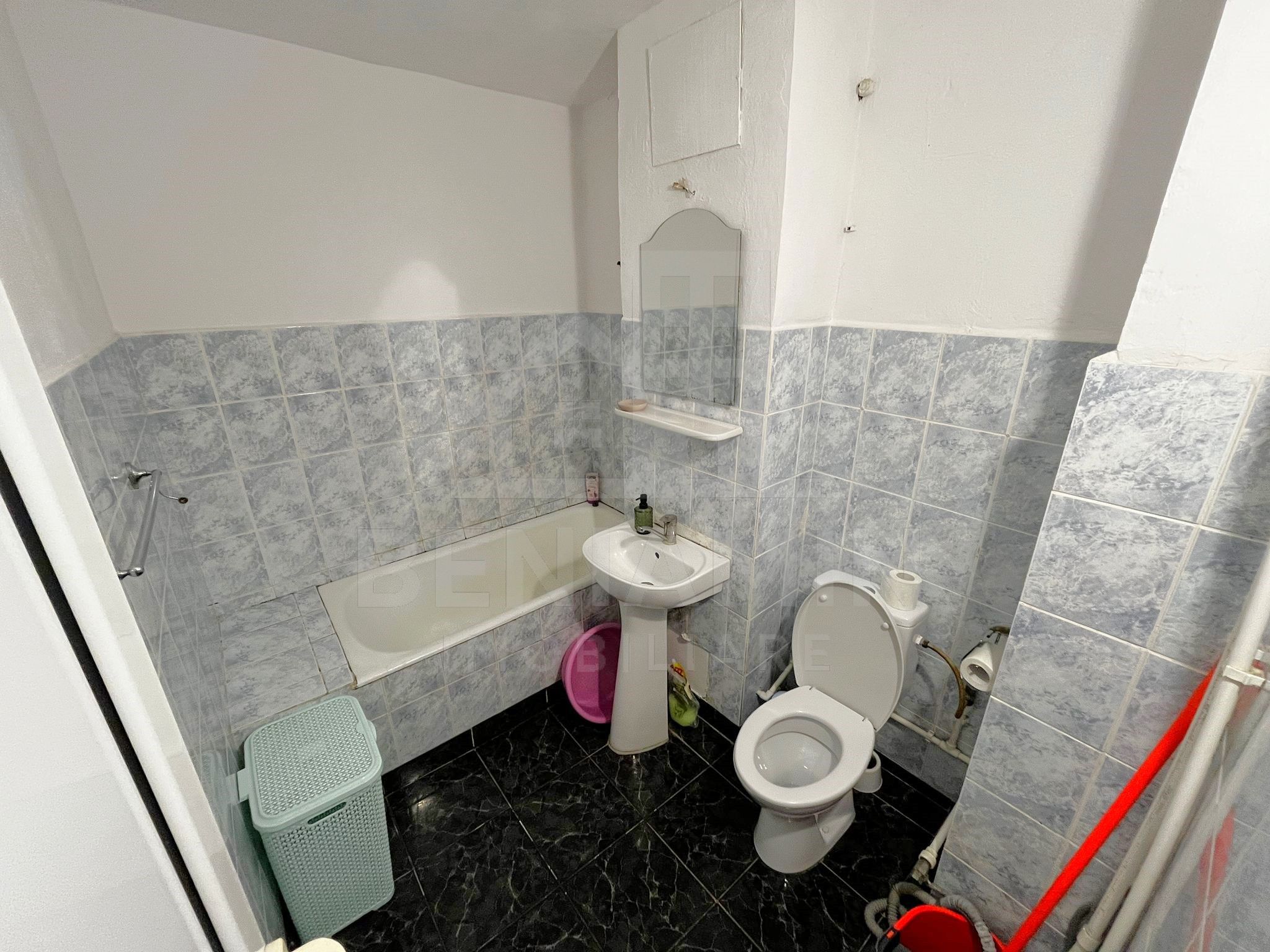 Apartament-2 Camere-Decomandat-Etajul 2-Mobilat-Utilat-CV9-Catedrala — fotografia 6
