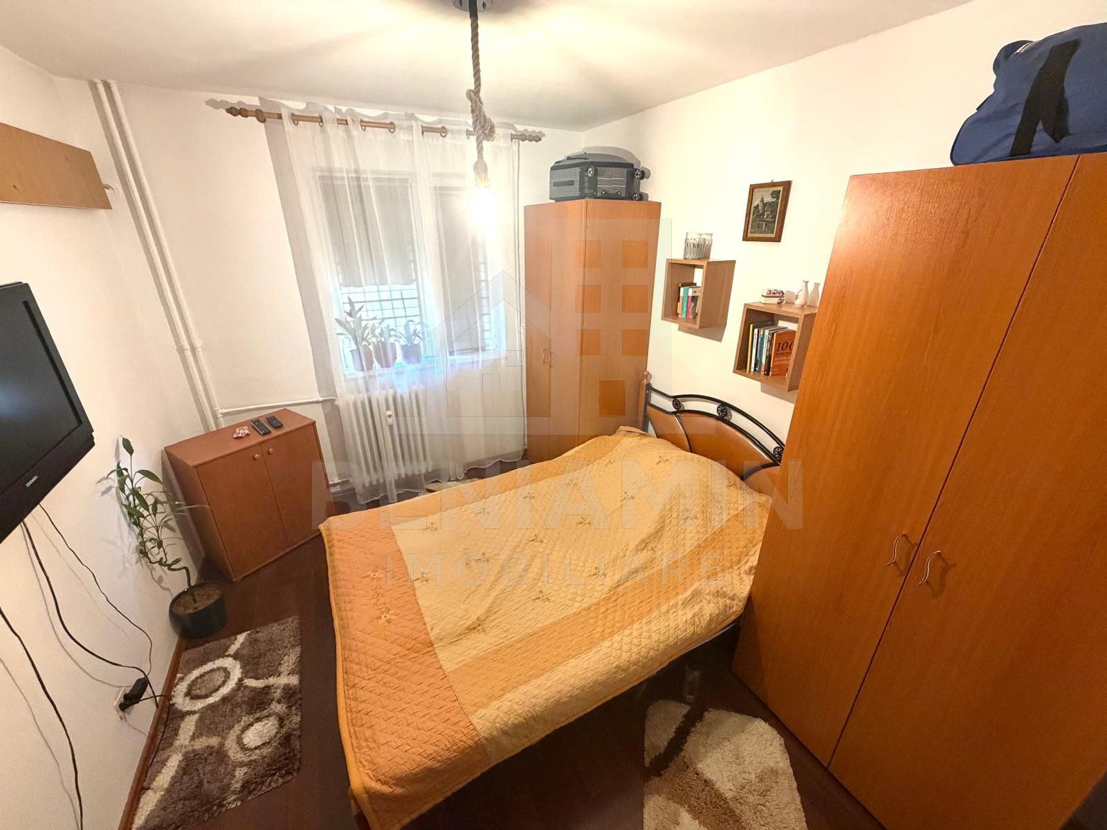 3 camere semidecomandat etaj 3 mobilat utilat - Valea Rosie - 69mp — fotografia 7
