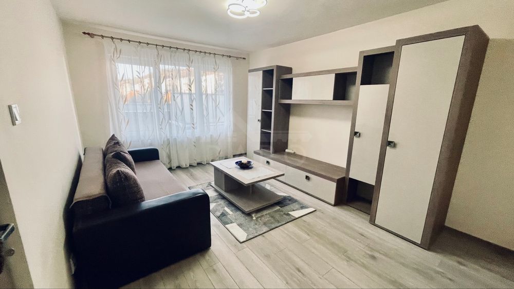 Apartament 3 camere de inchiriat zona Diamant