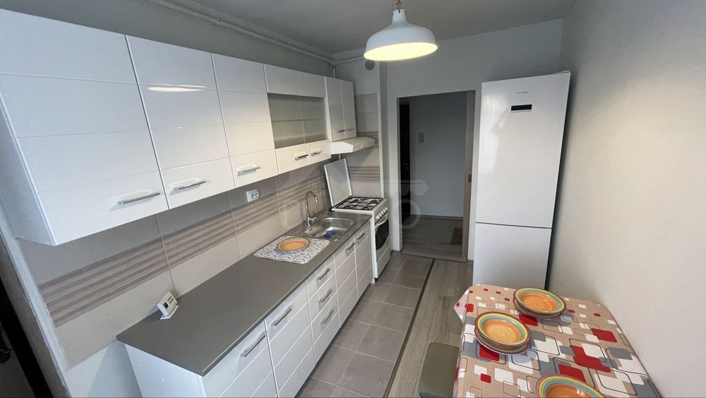Apartament 3 camere de inchiriat zona Diamant — fotografia 4