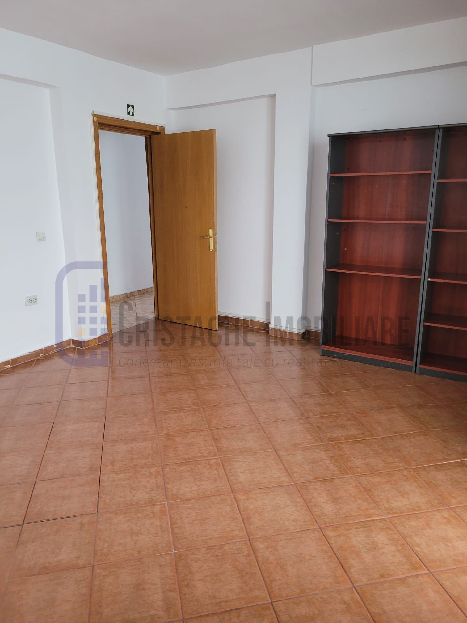 Centrala termica | 140 mp | 3 camere | metrou — fotografia 8