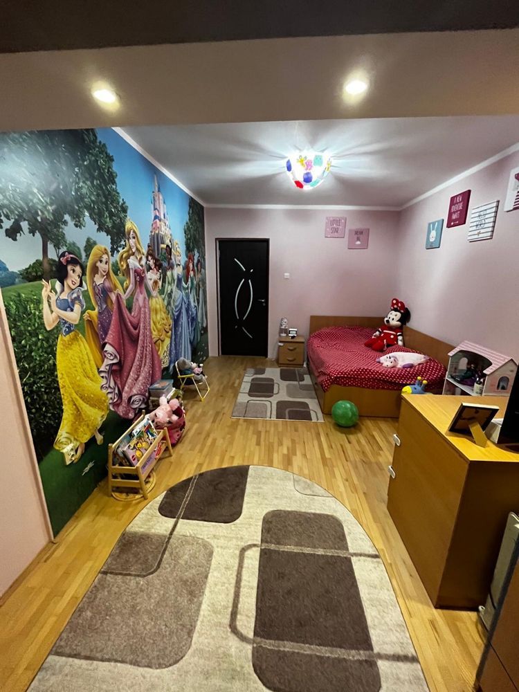 Vand apartament 4 camere — fotografia 5
