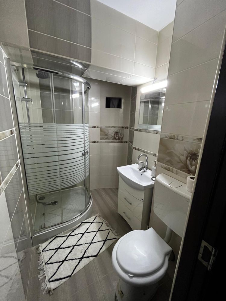 Vand apartament 4 camere — fotografia 6