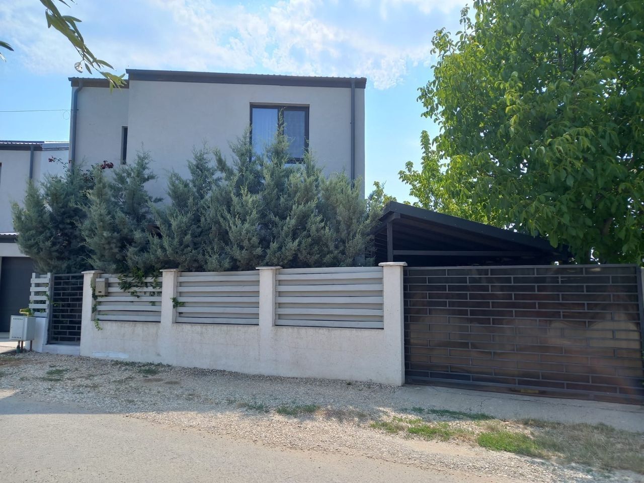 Vilă individuală cu 4 camere | Mobilată și utilată | Corbeanca