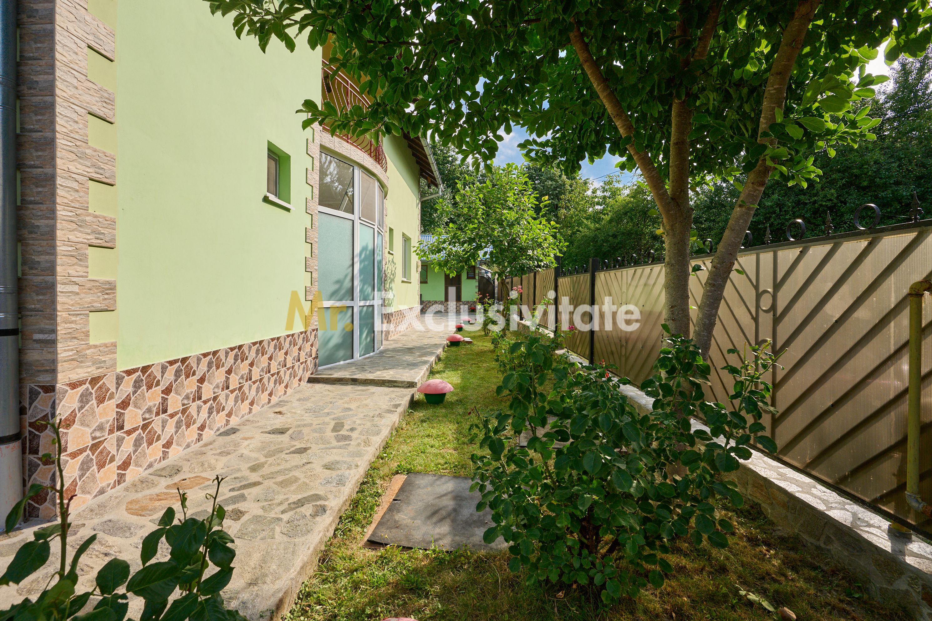 Casă rară în Găvana | Vecină cu pădurea, aproape de toate facilitățile — fotografia 24
