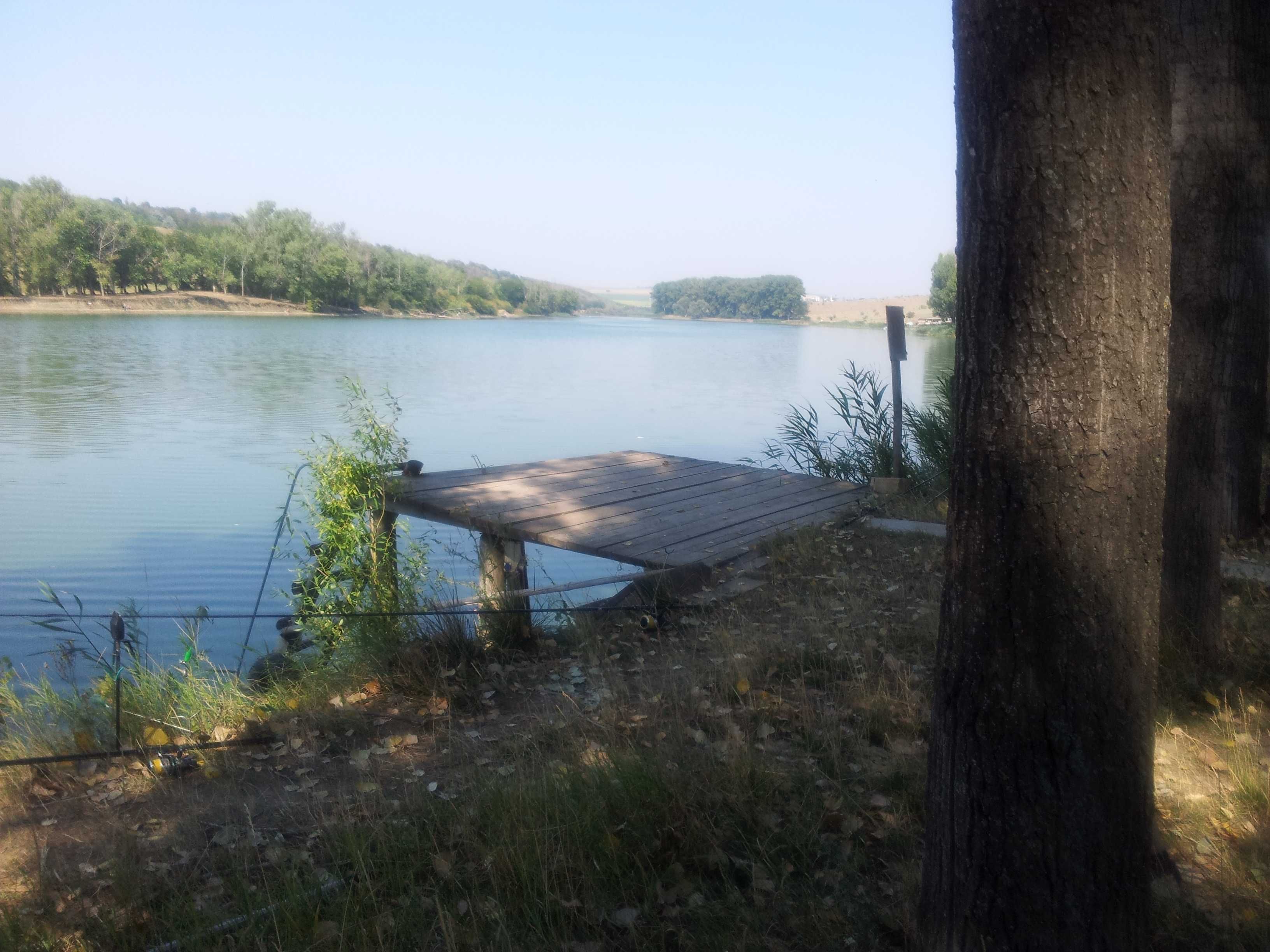 Vand/Inchiriez Casa 460mp+teren 1090mp Lac Ezareni - 1250euro/mp — fotografia 5