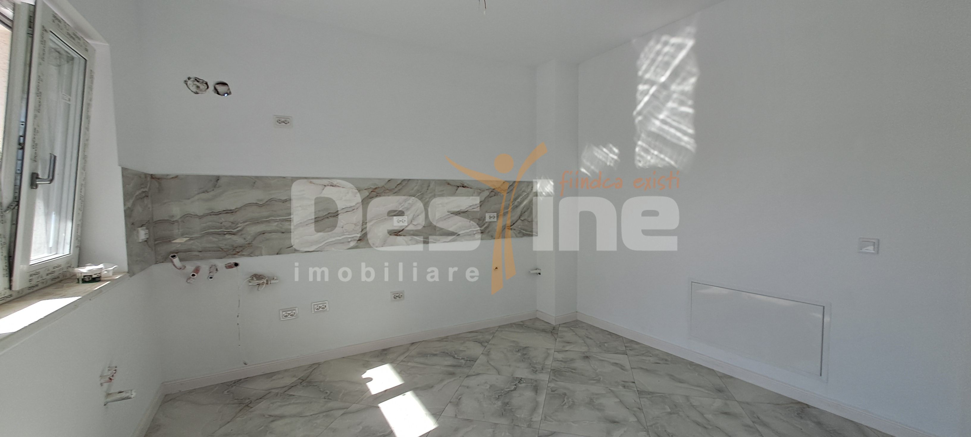 Casă individuală cu 4 camere și teren de 450 mp – Rediu — fotografia 14