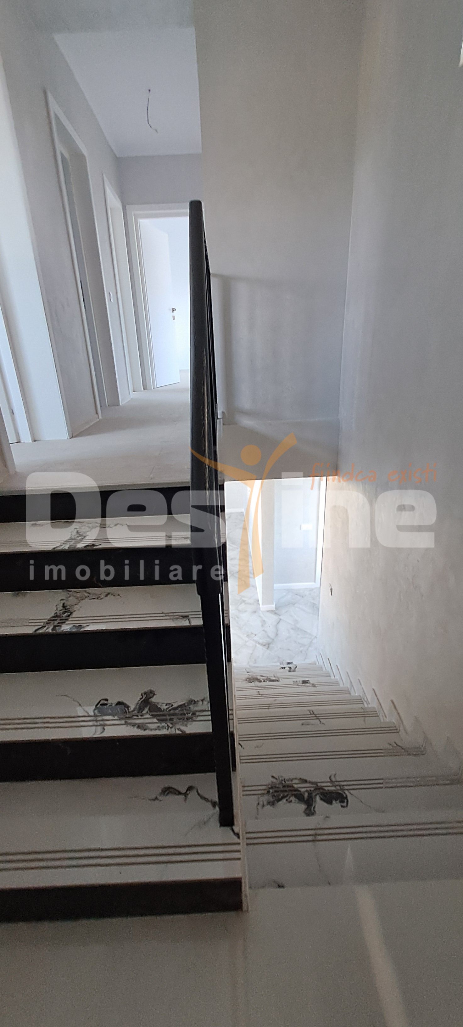 Casă individuală cu 4 camere și teren de 450 mp – Rediu — fotografia 20