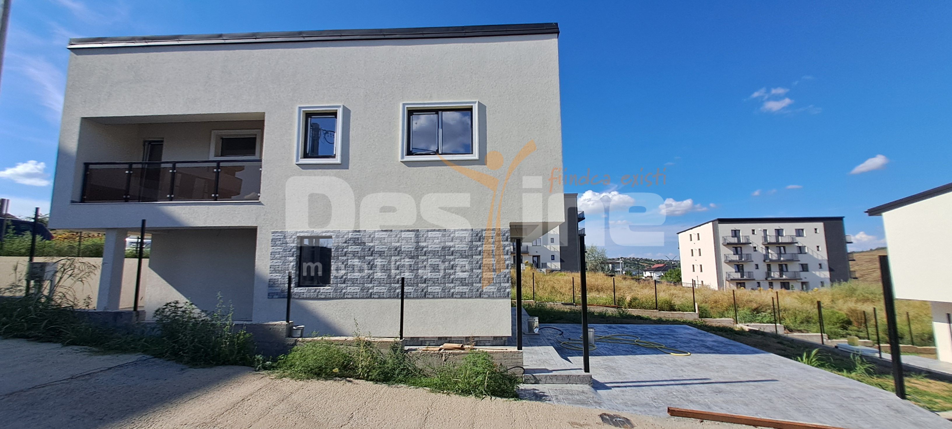 Casă individuală cu 4 camere și teren de 450 mp – Rediu — fotografia 6