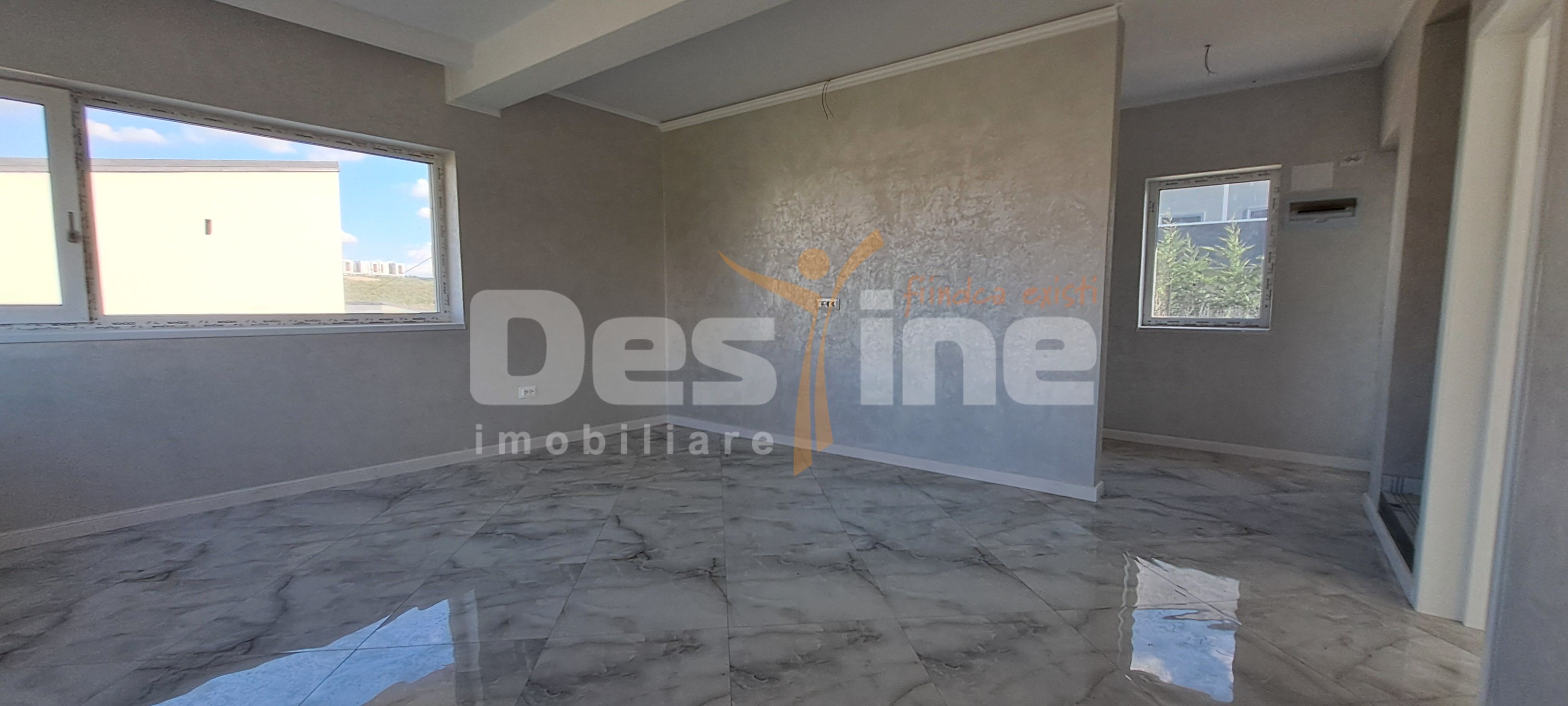 Casă individuală cu 4 camere și teren de 450 mp – Rediu — fotografia 9