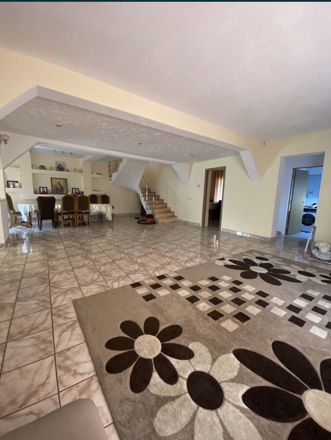 Casa de vanzare in zona Closca(liceul german) — fotografia 3