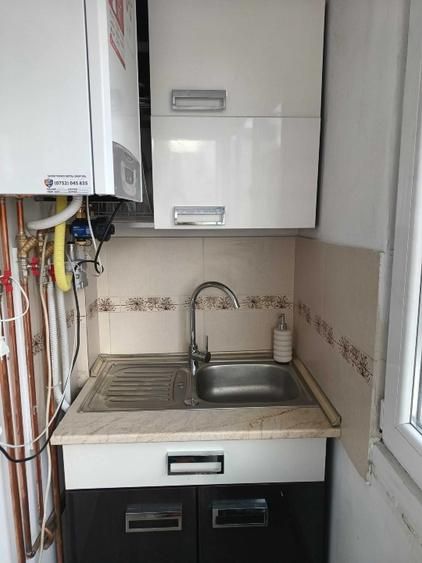 Apartament decomandat cu 2 camere, centrală proprie – zona Modern — fotografia 7