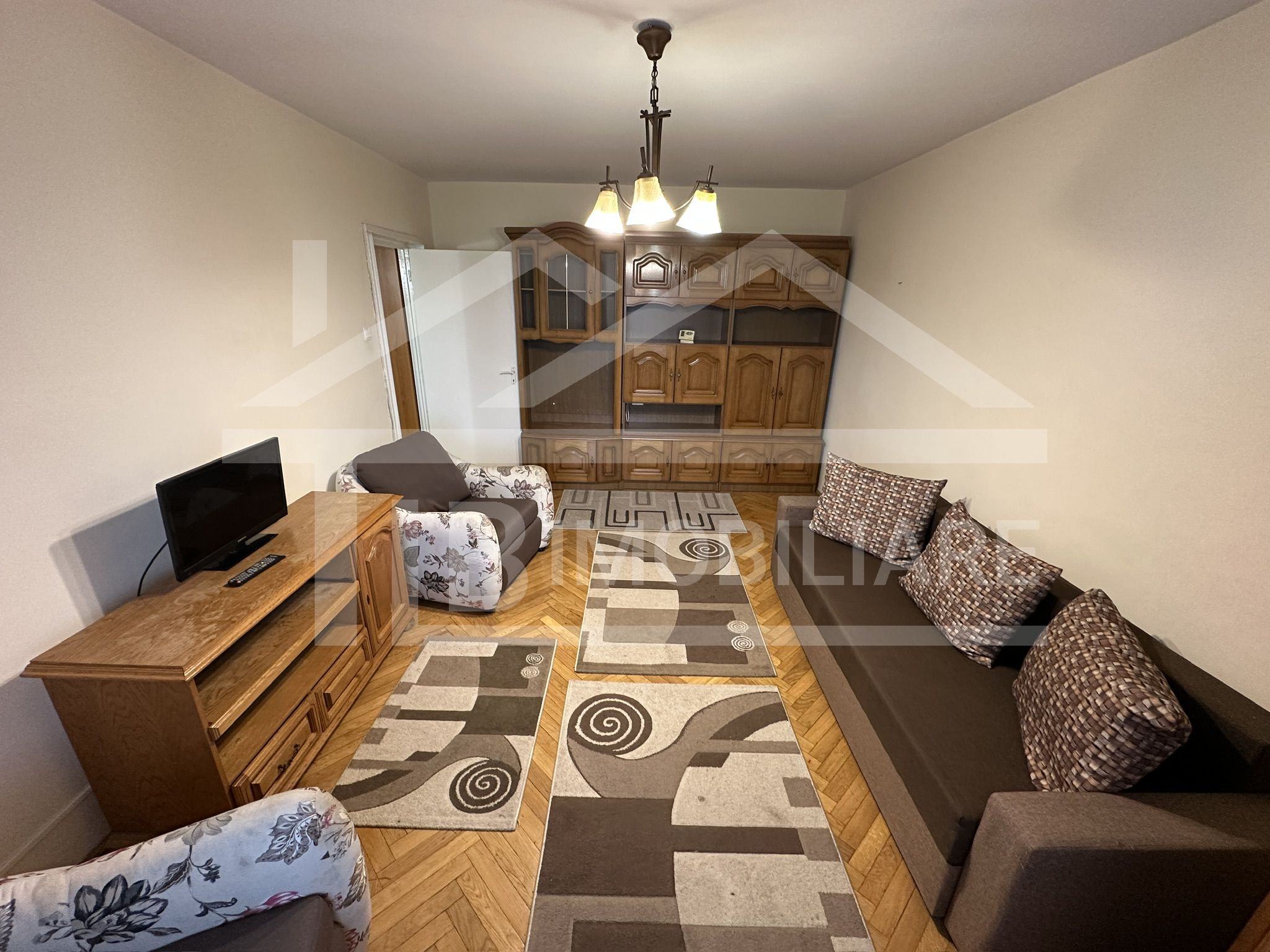 Apartament cu 2 camere, 56mp, parcare, Zona Unirii