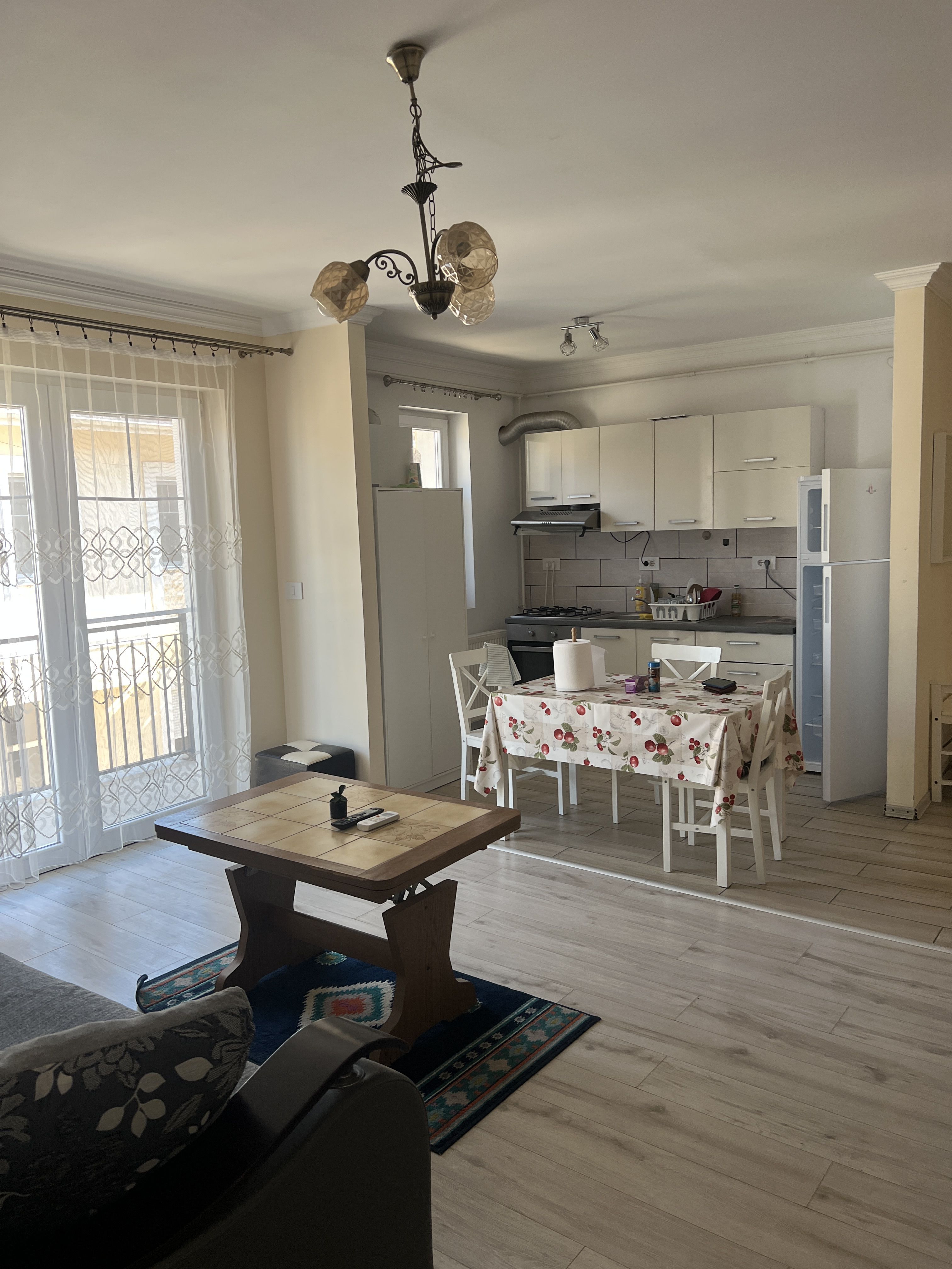 Apartament 3 camere de închiriat | Braytim | Mobilat și utilat | Clădi