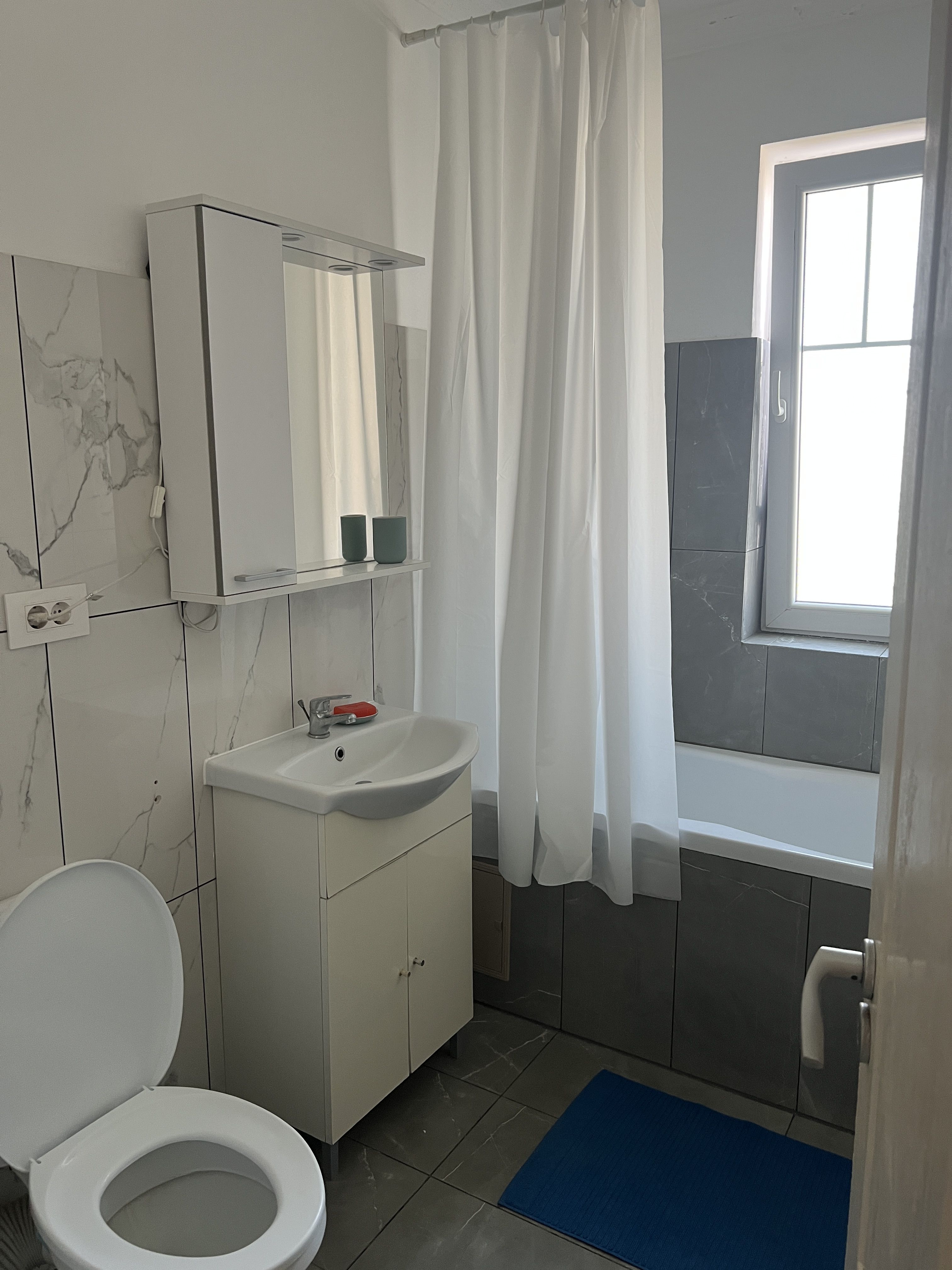 Apartament 3 camere de închiriat | Braytim | Mobilat și utilat | Clădi — fotografia 5