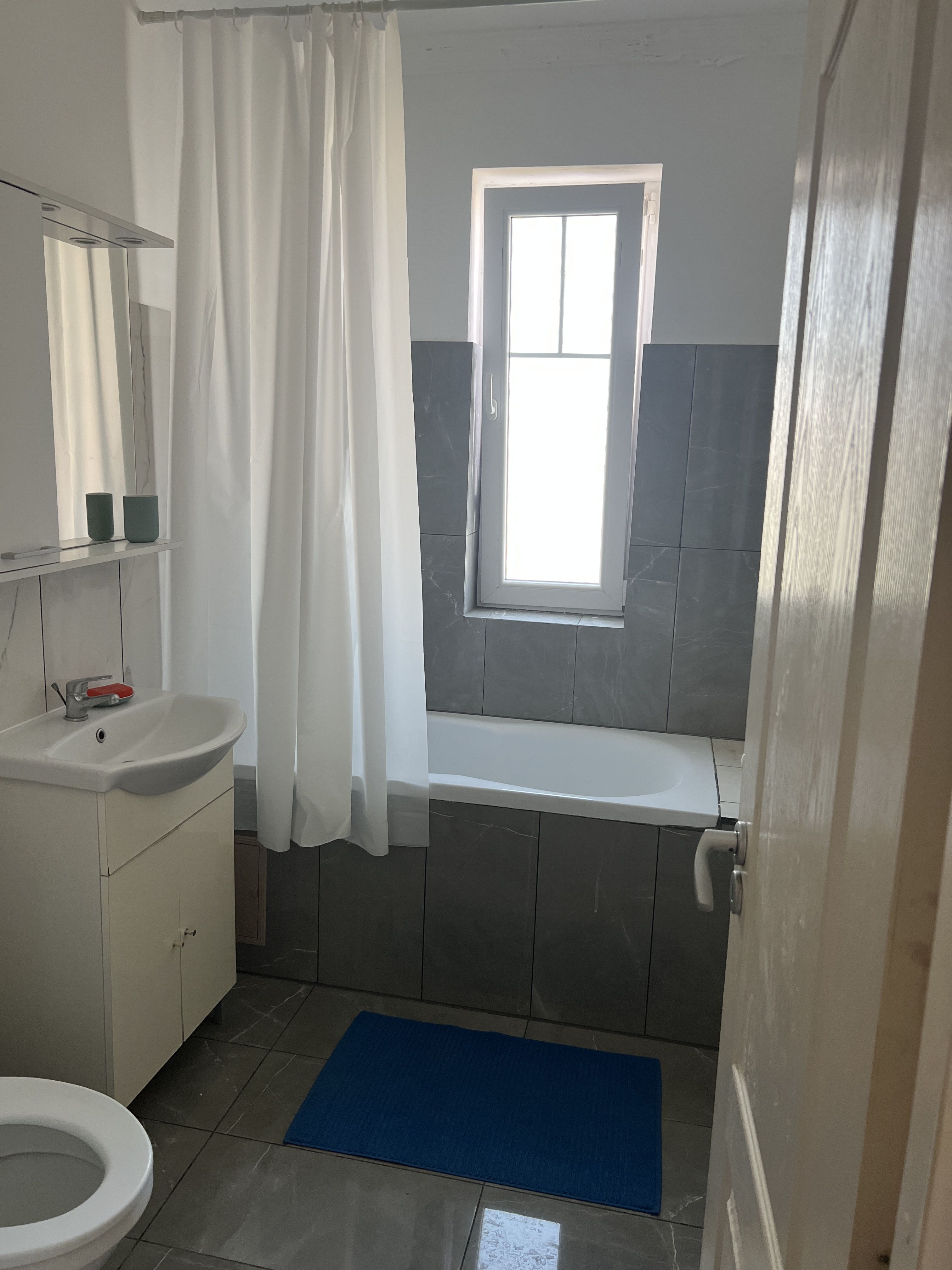 Apartament 3 camere de închiriat | Braytim | Mobilat și utilat | Clădi — fotografia 8