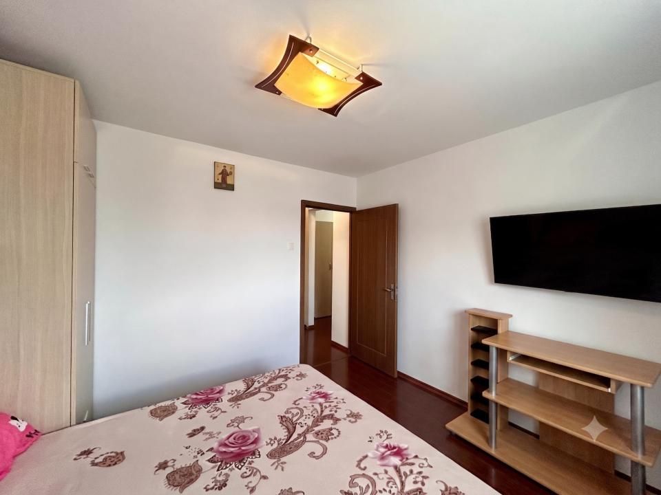 Apartament 3 camere, 2 bai, centrala proprie, Malu Rosu, Ploiesti — fotografia 11