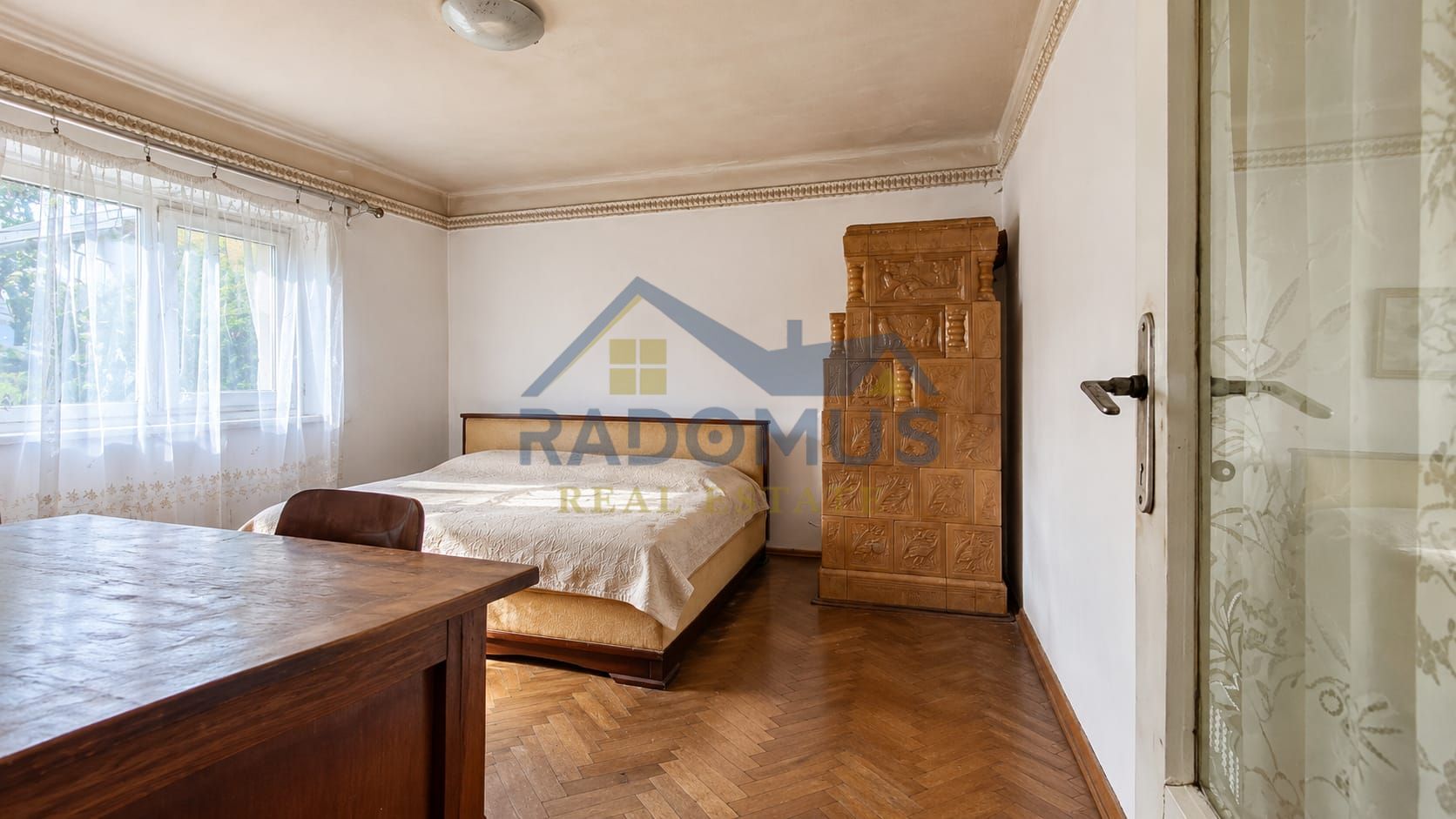 Casă 7 camere | Teren 2.656 mp | Românești | 146 S.U.T. | Gaz +Curent — fotografia 4