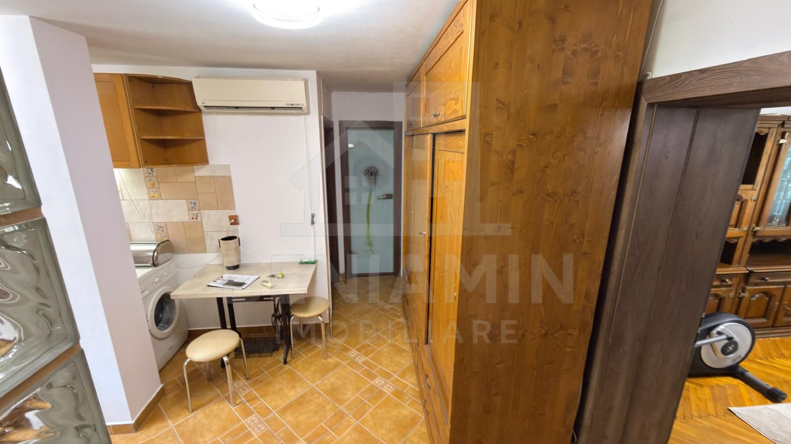 Apartament 3 camere Calea Bucuresti parter mobilat si utilat 56mp — fotografia 8