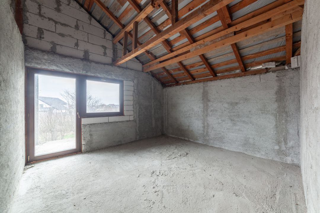 Casa sptioasa cu potential real in Maracineni la 5 pasi de Pitesti-Arges! — fotografia 12