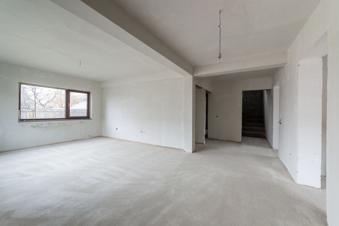 Casa sptioasa cu potential real in Maracineni la 5 pasi de Pitesti-Arges! — fotografia 6