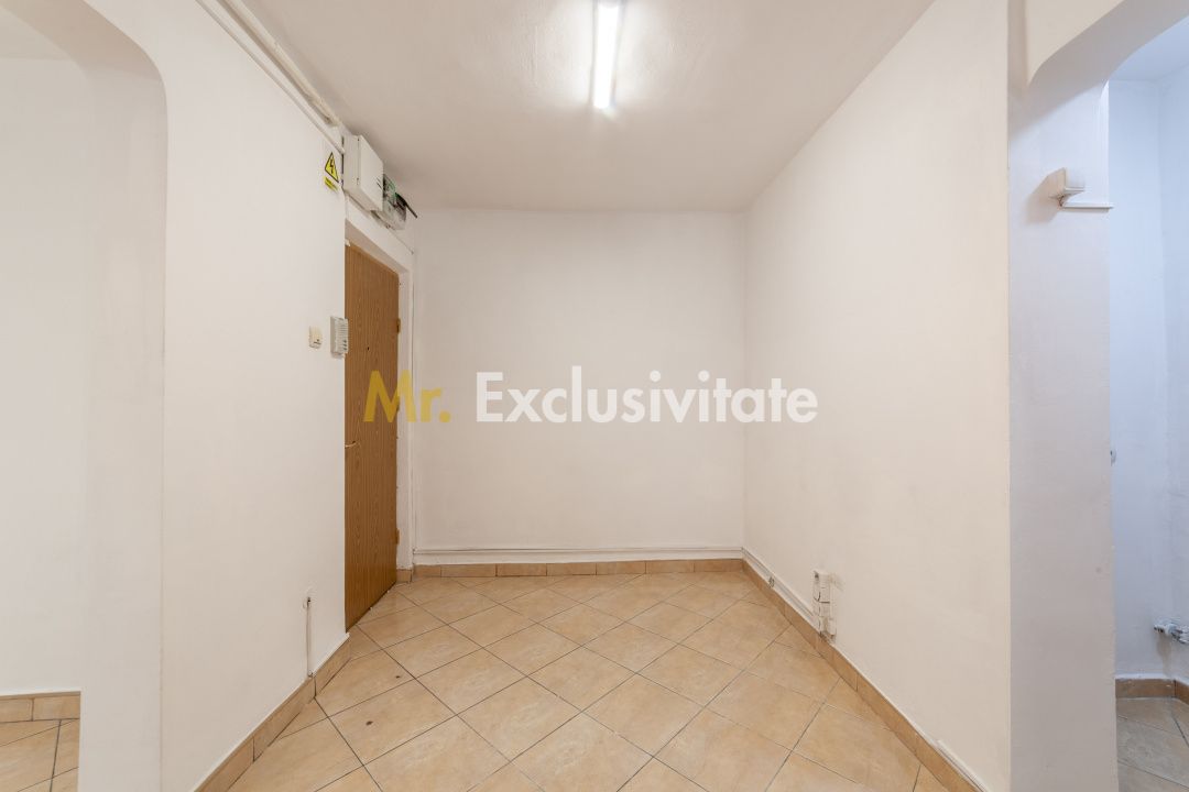 Spatiu Comercial 50 mp, Trafic Intens Auto si Pietonal, Vad Comercial — fotografia 11