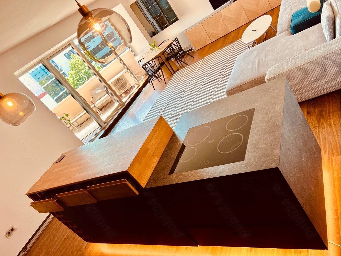 Apartament premium de închiriat, cu terasă panoramică și acces SPA — fotografia 2