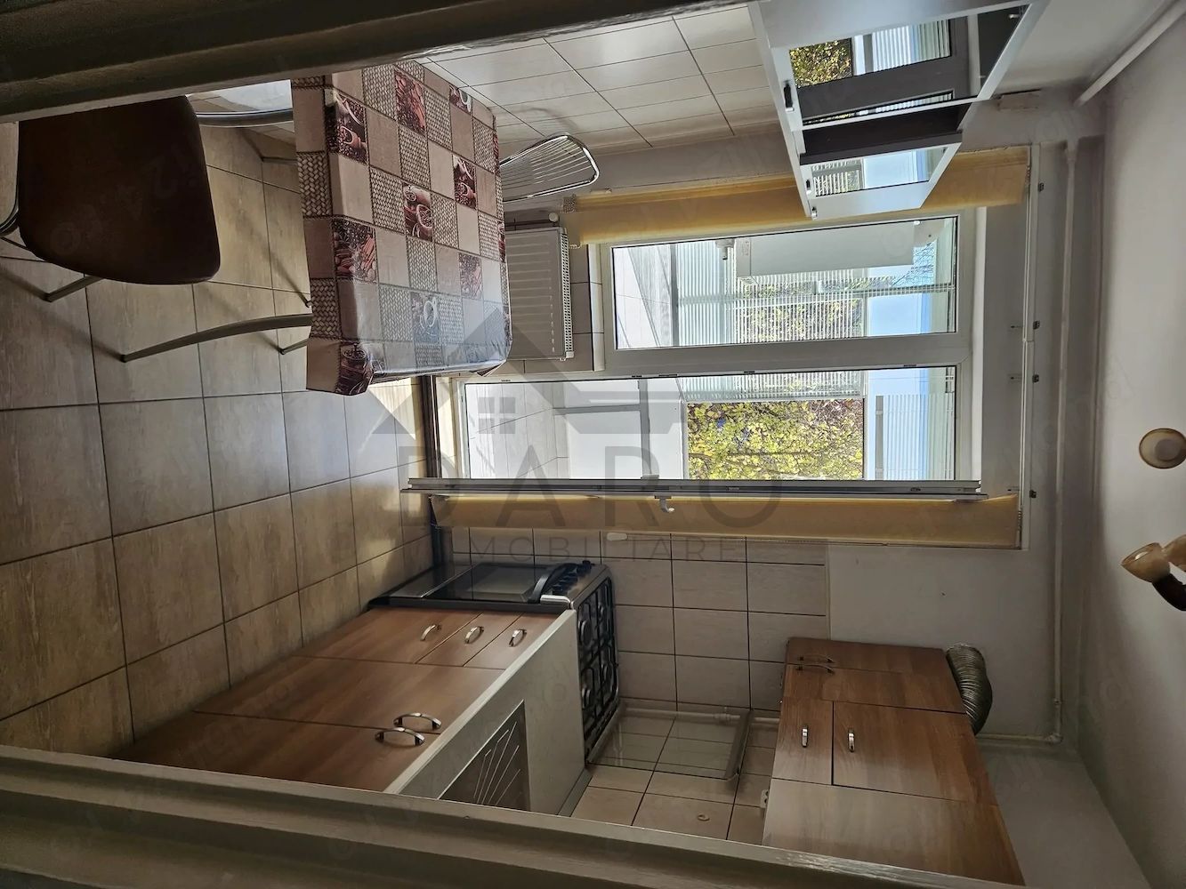 Vând ap. 2 camere Tudor-zona Pensiunea Europa, însorit, zona linistita+ Garaj — fotografia 4