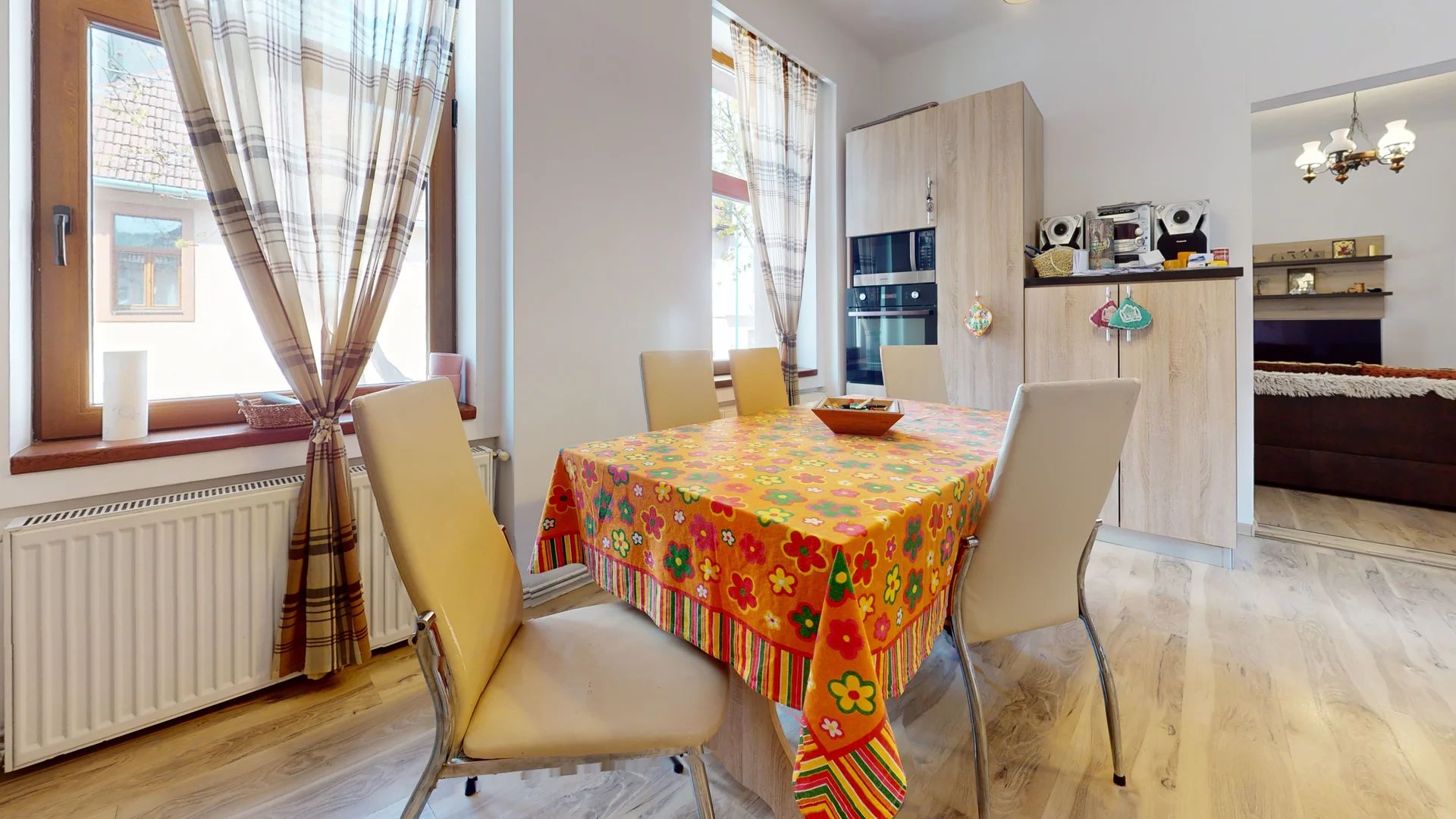 Apartament cu 3 camere,86mp ,etaj de casa,zona Onix — fotografia 18