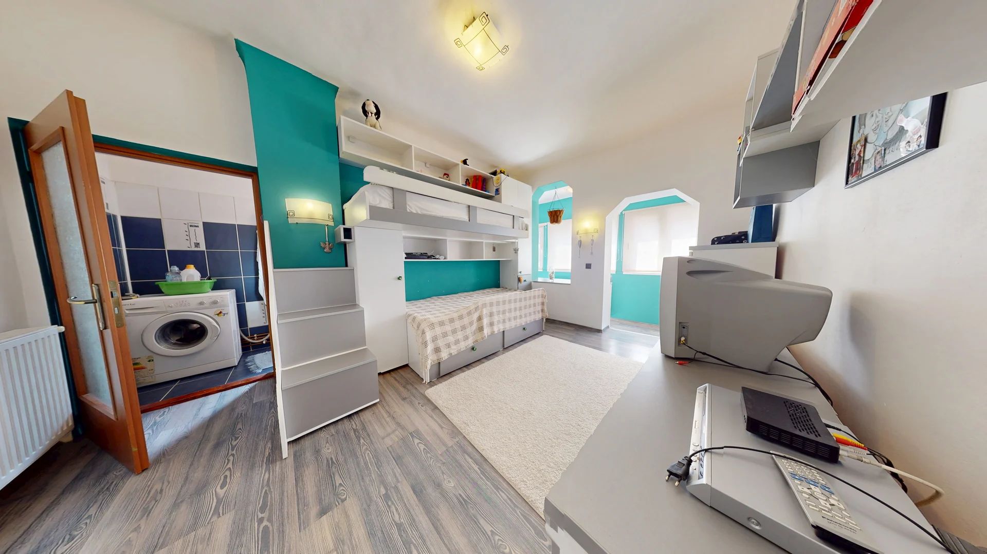Apartament cu 3 camere,86mp ,etaj de casa,zona Onix — fotografia 6
