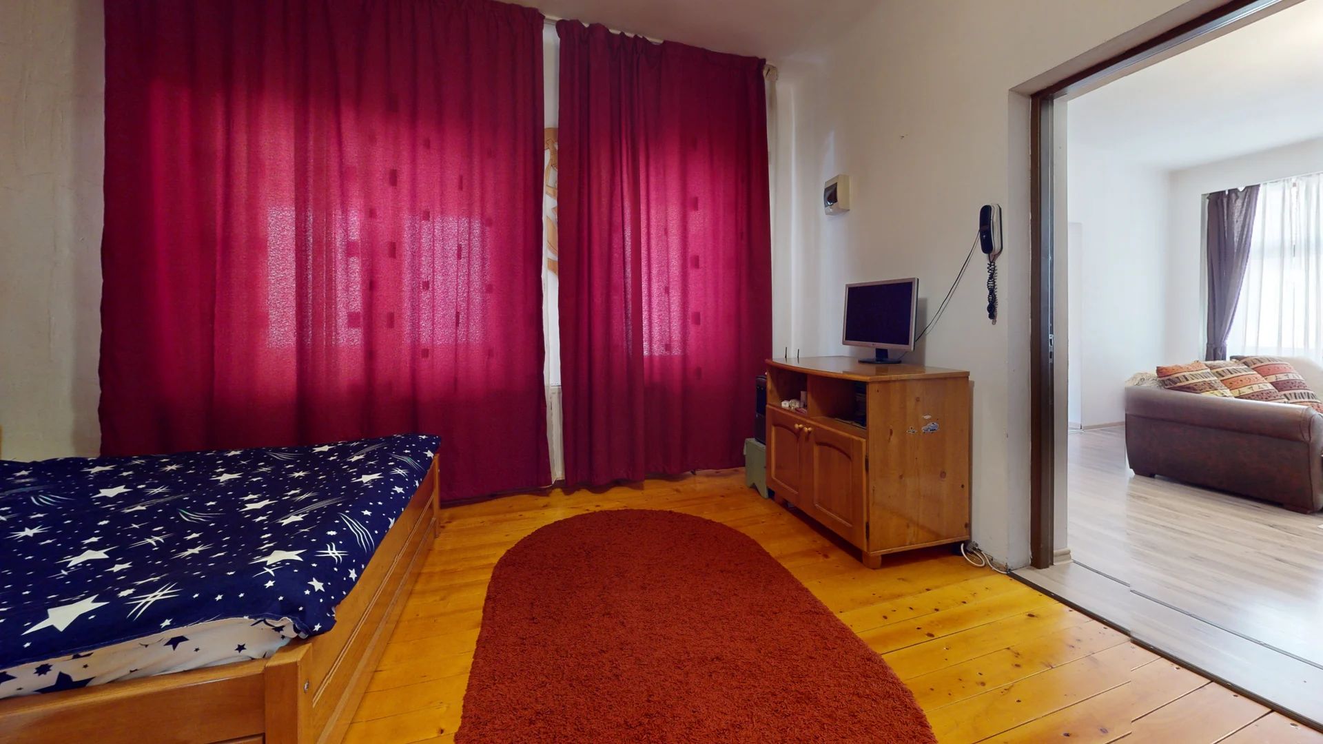 Apartament cu 3 camere,86mp ,etaj de casa,zona Onix — fotografia 9
