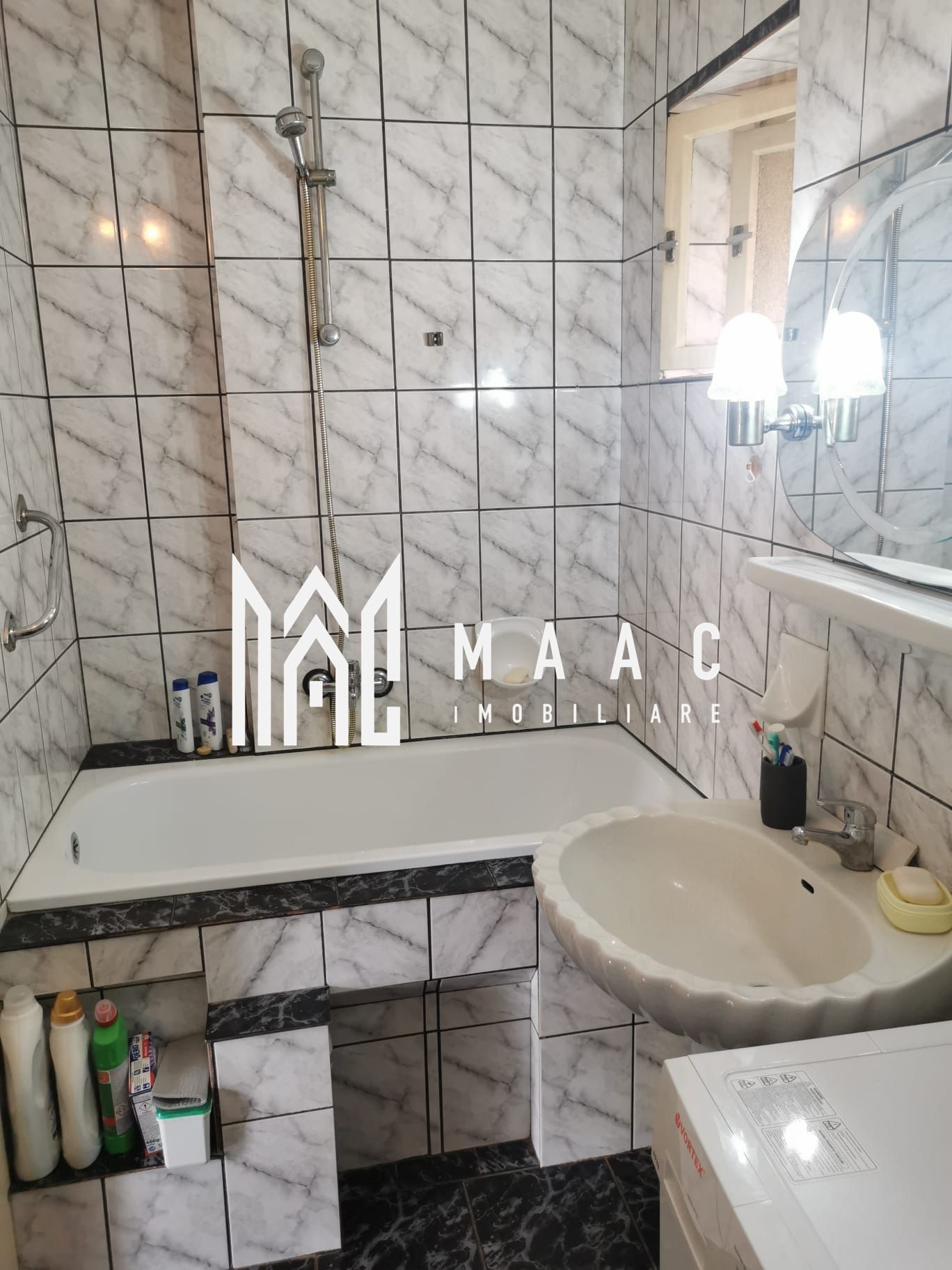 Casa 3 camere I 200 MPU Curte I Cristian — fotografia 11