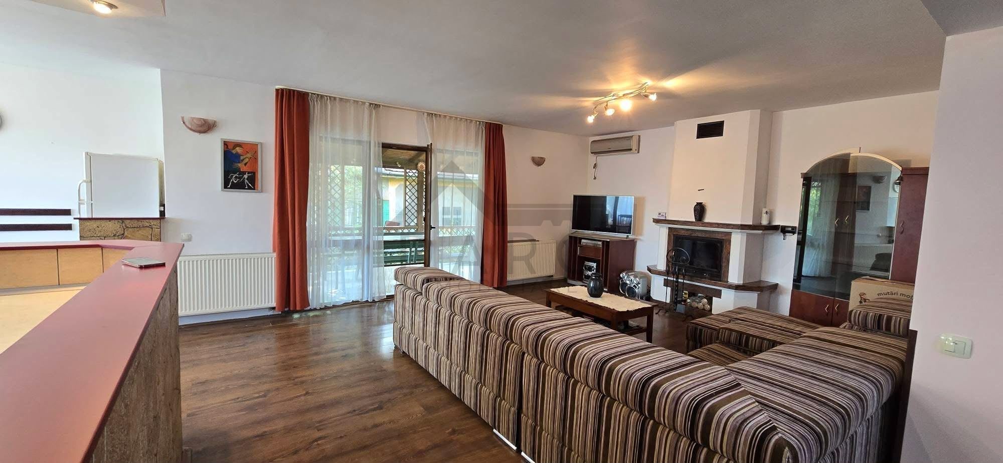 Vand casa unifamiliara in Sângeorgiu de Mures — fotografia 3