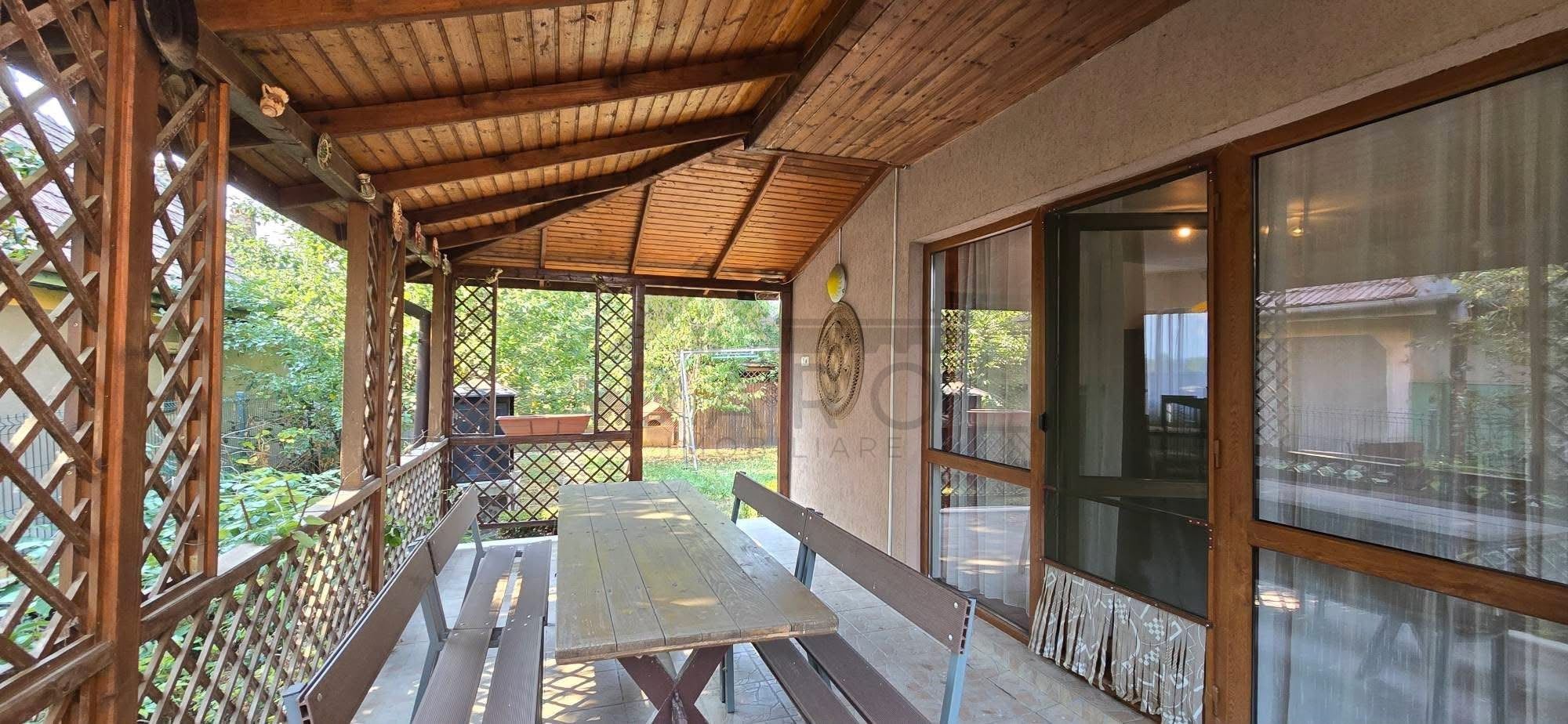 Vand casa unifamiliara in Sângeorgiu de Mures — fotografia 4