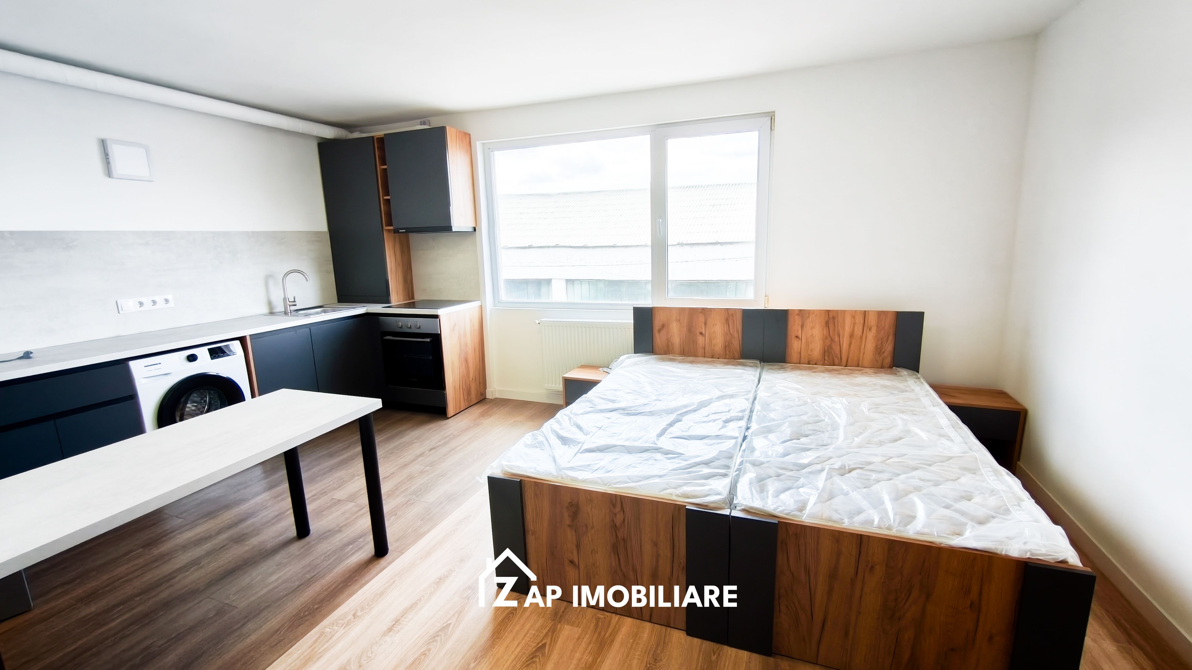 Apt 1 camera - 25 mp - Modern - Prima inchiriere — fotografia 4
