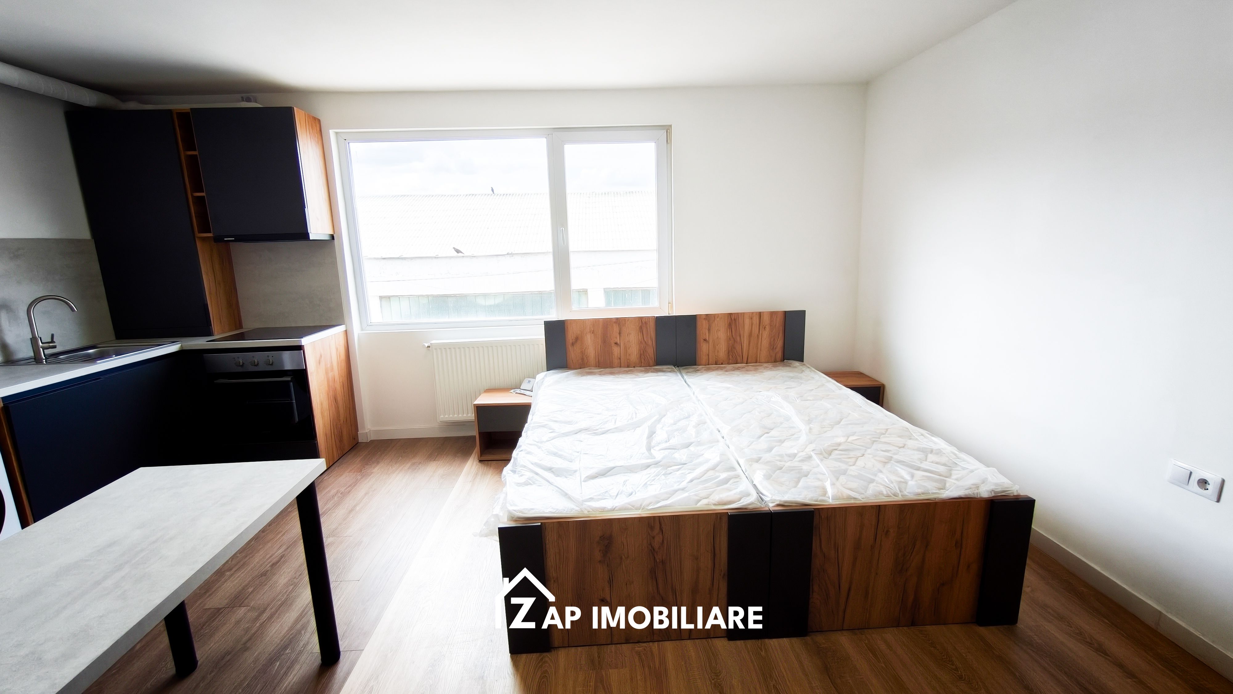 Apt 1 camera - 25 mp - Modern - Prima inchiriere — fotografia 7