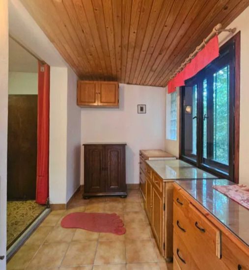 UN APARTAMENT PENTRU CEI CARE S-AU SĂTURAT DE SPAȚII ÎNGHESUITE — fotografia 2